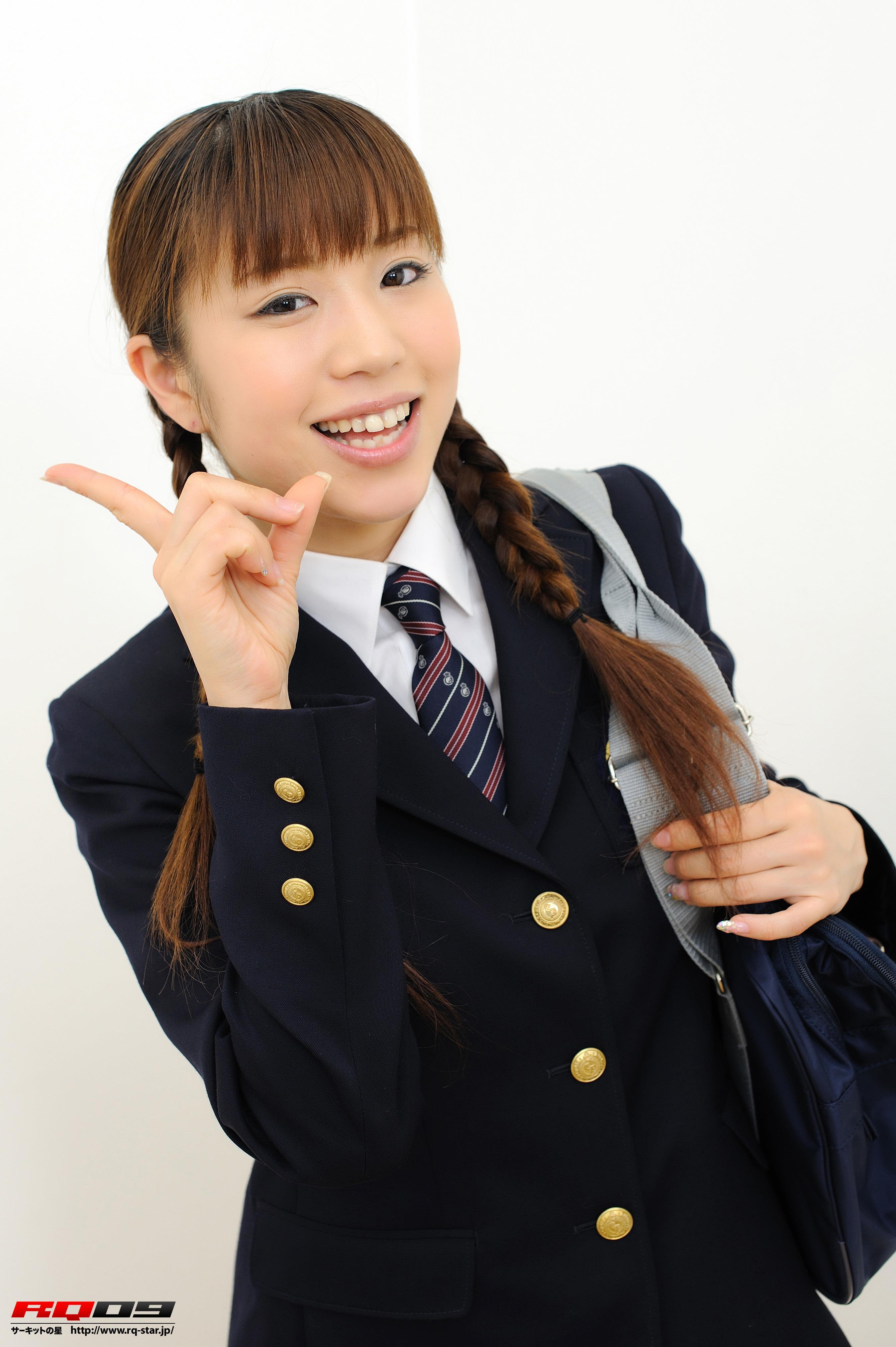 [RQ-STAR写真]NO.00165 桃川祐子（Yuko Momokawa）黑色高中女生制服加格子短裙性感私房写真集,