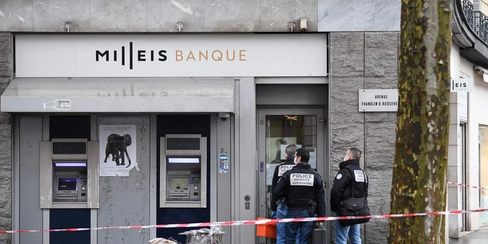 2019年1月，一家位于巴黎香榭丽舍大街的银行遭抢劫。（法新社图）