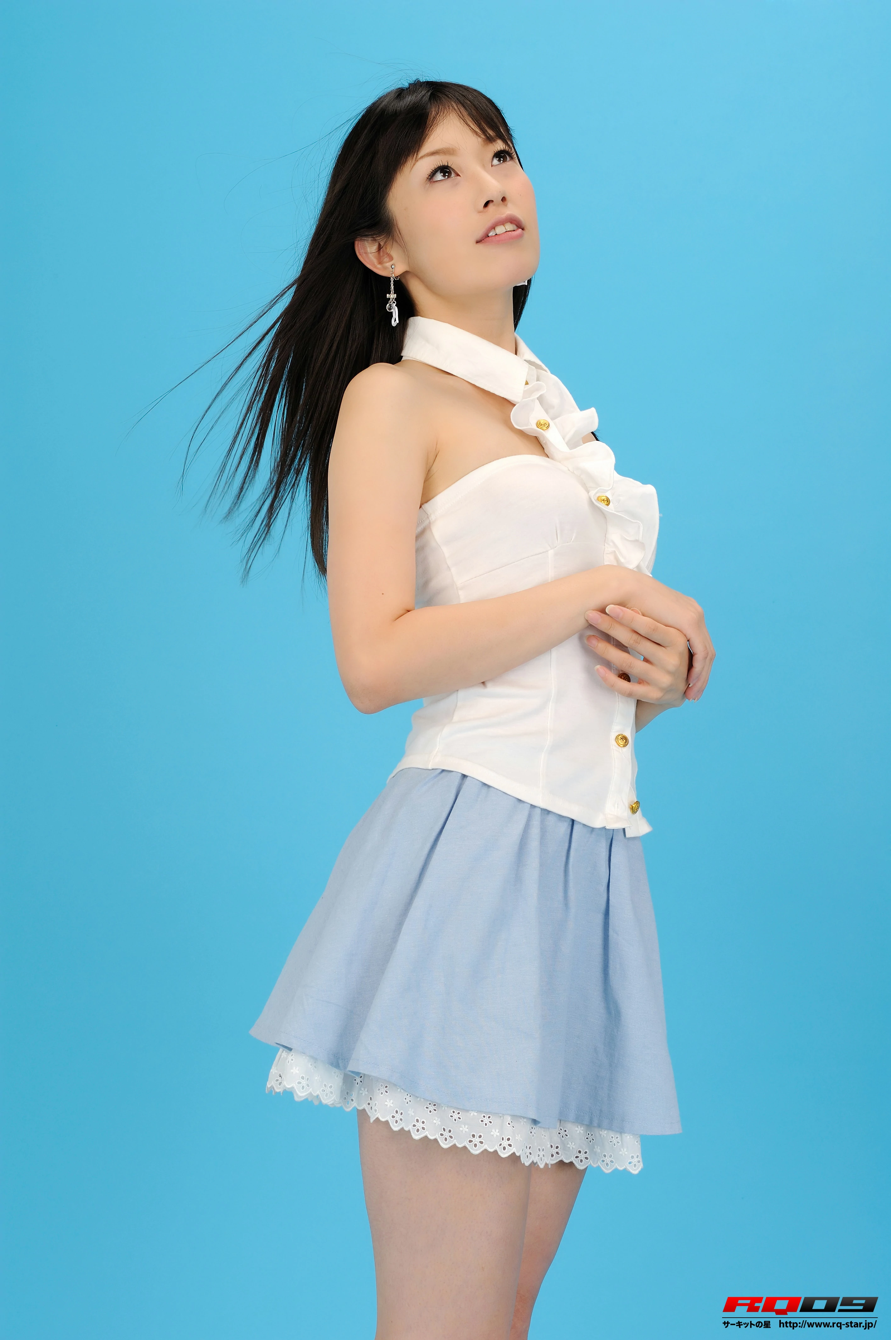 [RQ-STAR写真]NO.00171 小泉みゆき（小泉美雪，Miyuki Koizumi）吊脖塑身衣加淡蓝色短裙性感私房写真集,