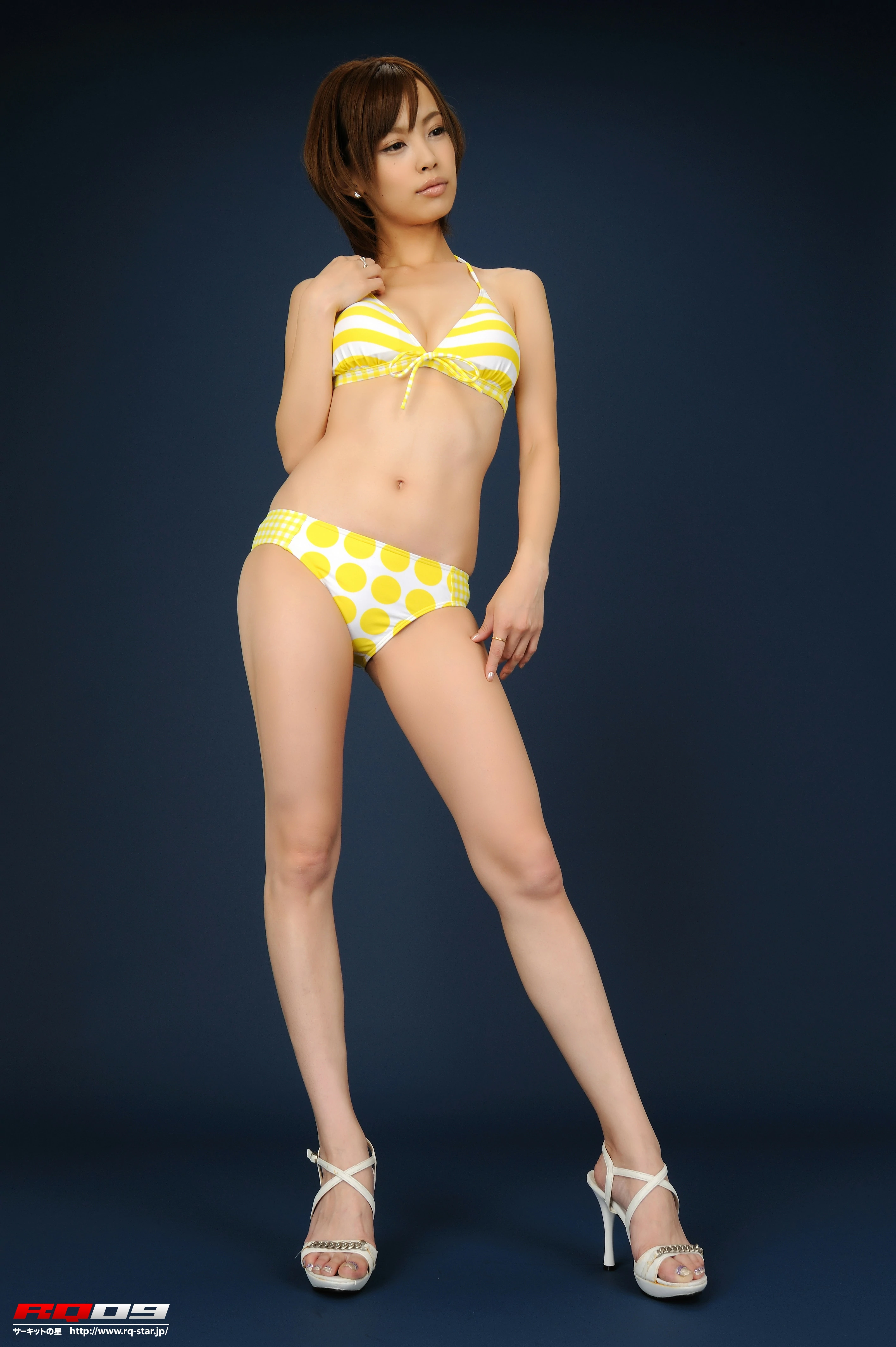 [RQ-STAR写真]NO.00185 もりた いずみ（森田泉美，Izumi Morita）黄色比基尼泳装性感私房写真集,