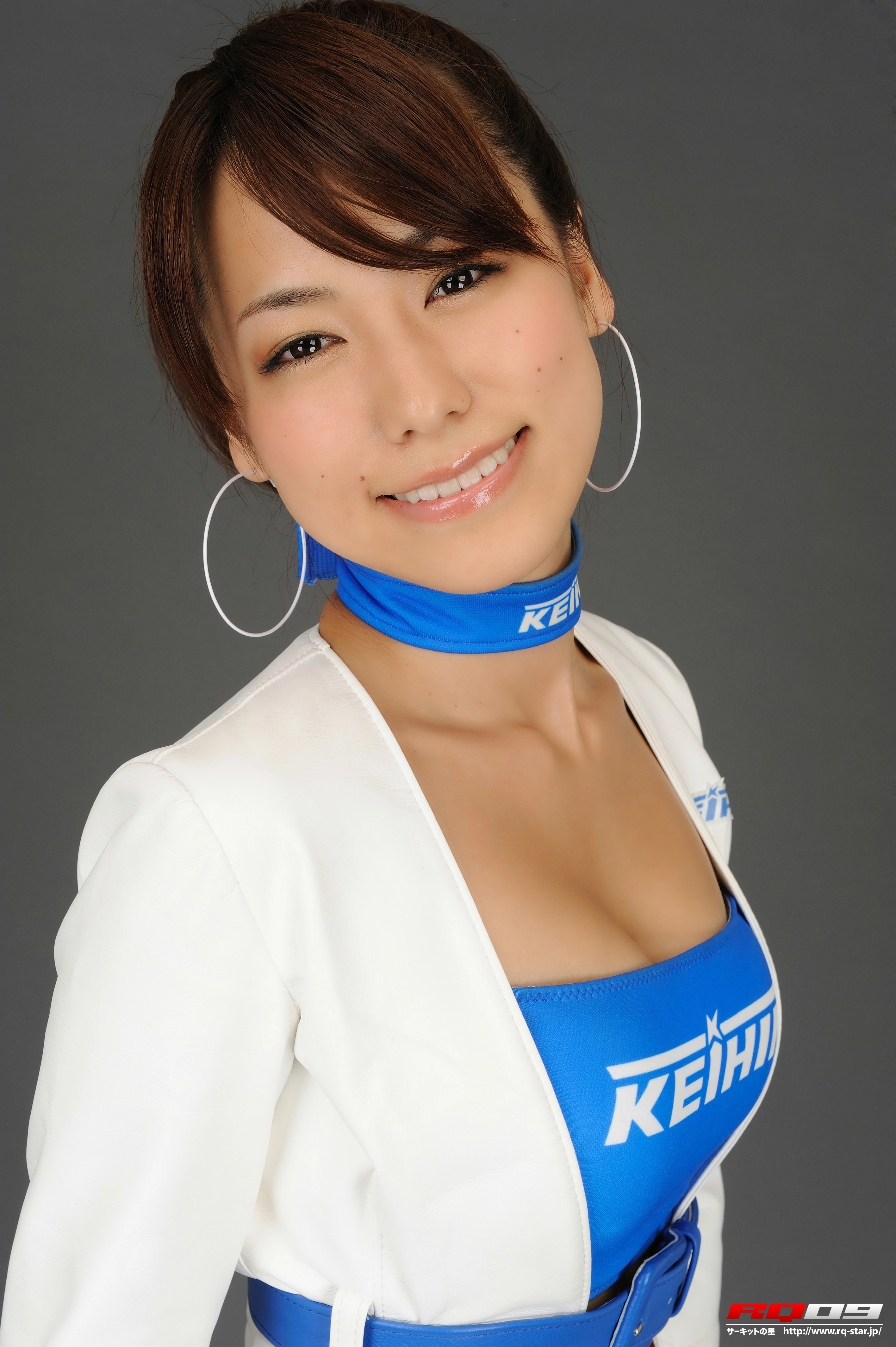 [RQ-STAR写真]NO.00186 柏木美里（かしわぎ みさと，Misato Kashiwagi）白色赛车女郎制服性感私房写真集,