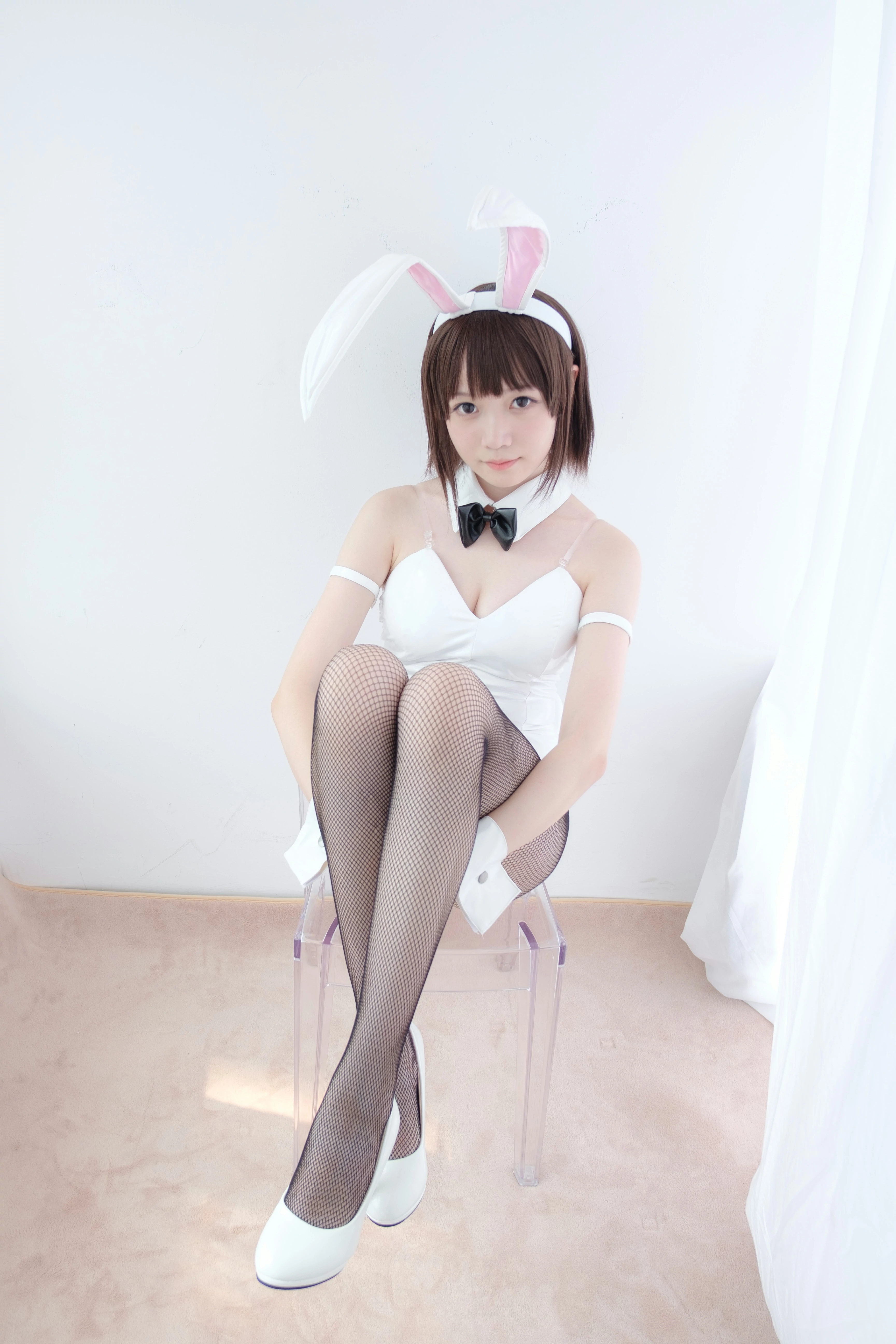 [森萝财团]LOVEPLUS-0001 性感小萝莉 情趣兔女郎制服内衣加黑色丝袜美腿私房写真集,