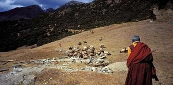 不寒而栗 西藏“起尸”真实的灵异事件