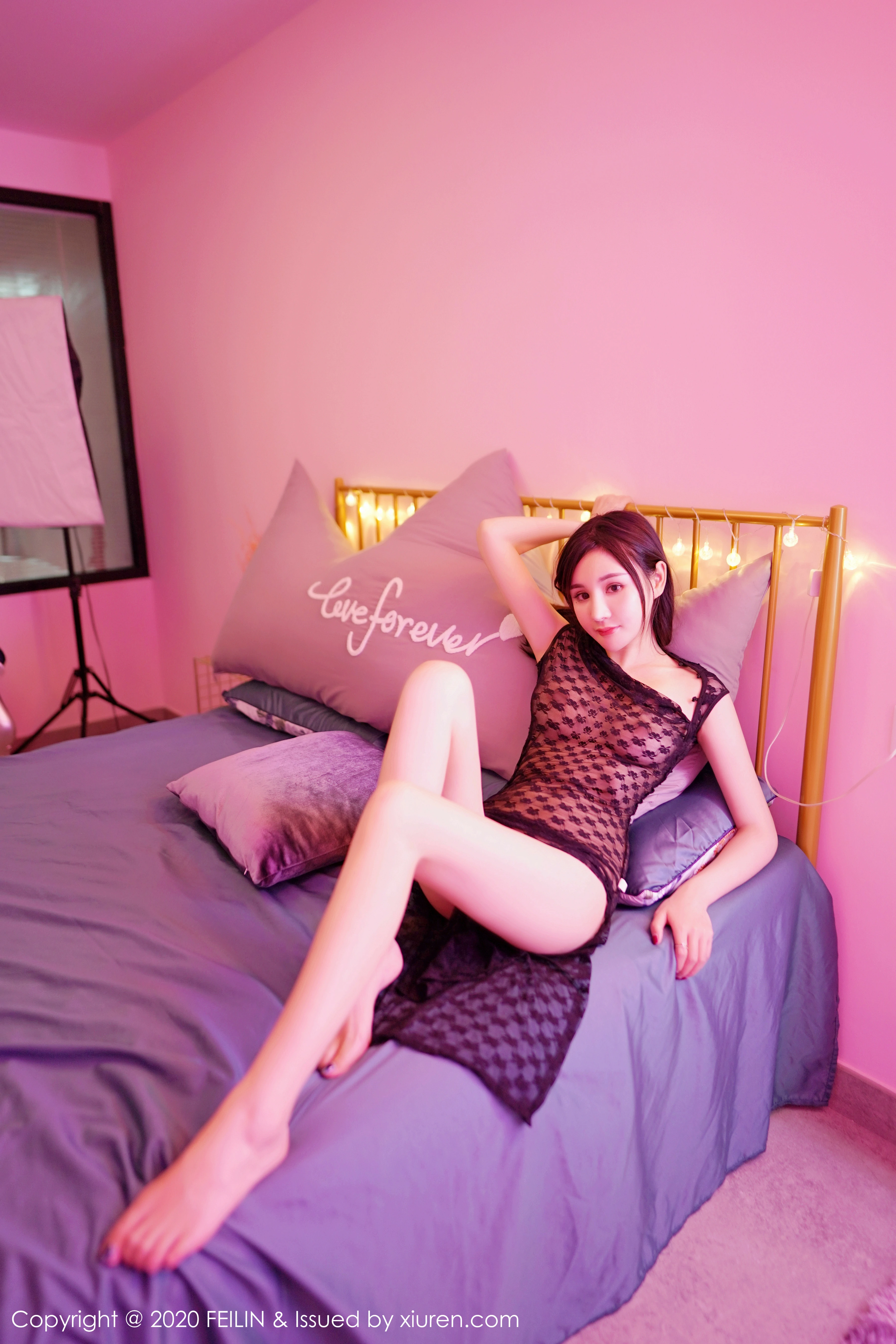 [FEILIN嗲囡囡]FL20200106VOL0222 Celina青妍 黑色透视情趣旗袍与粉色睡衣性感私房写真集,