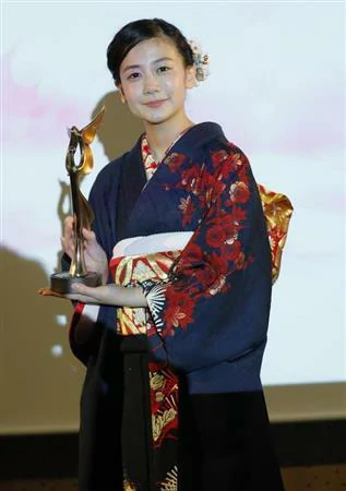 千眼美子参加第17届摩纳哥国际电影节获奖