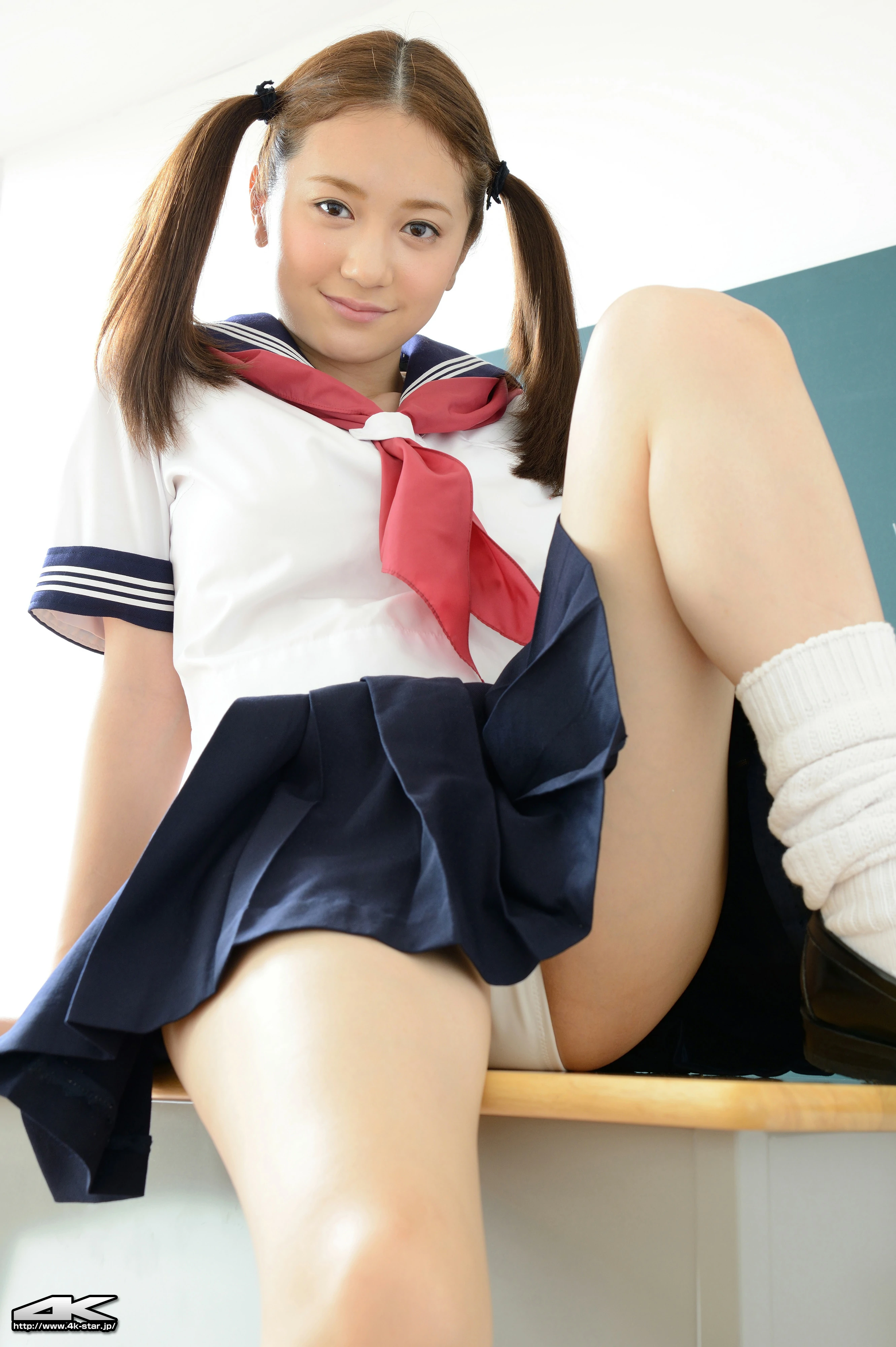 [4K-STAR套图]No.00221 叶月ゆめ（葉月梦，Yume Hazuki）高中女生制服与短裙加白色内衣性感私房写真集,