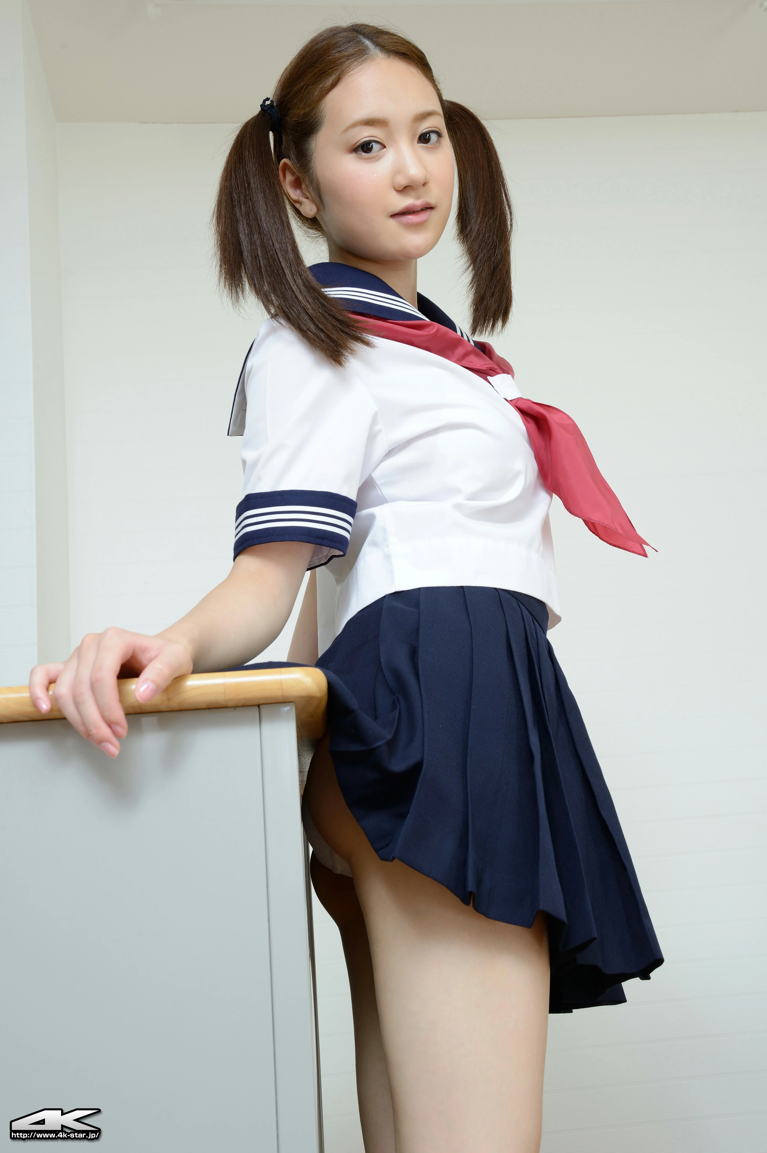 [4K-STAR套图]No.00221 叶月ゆめ（葉月梦，Yume Hazuki）高中女生制服与短裙加白色内衣性感私房写真集,
