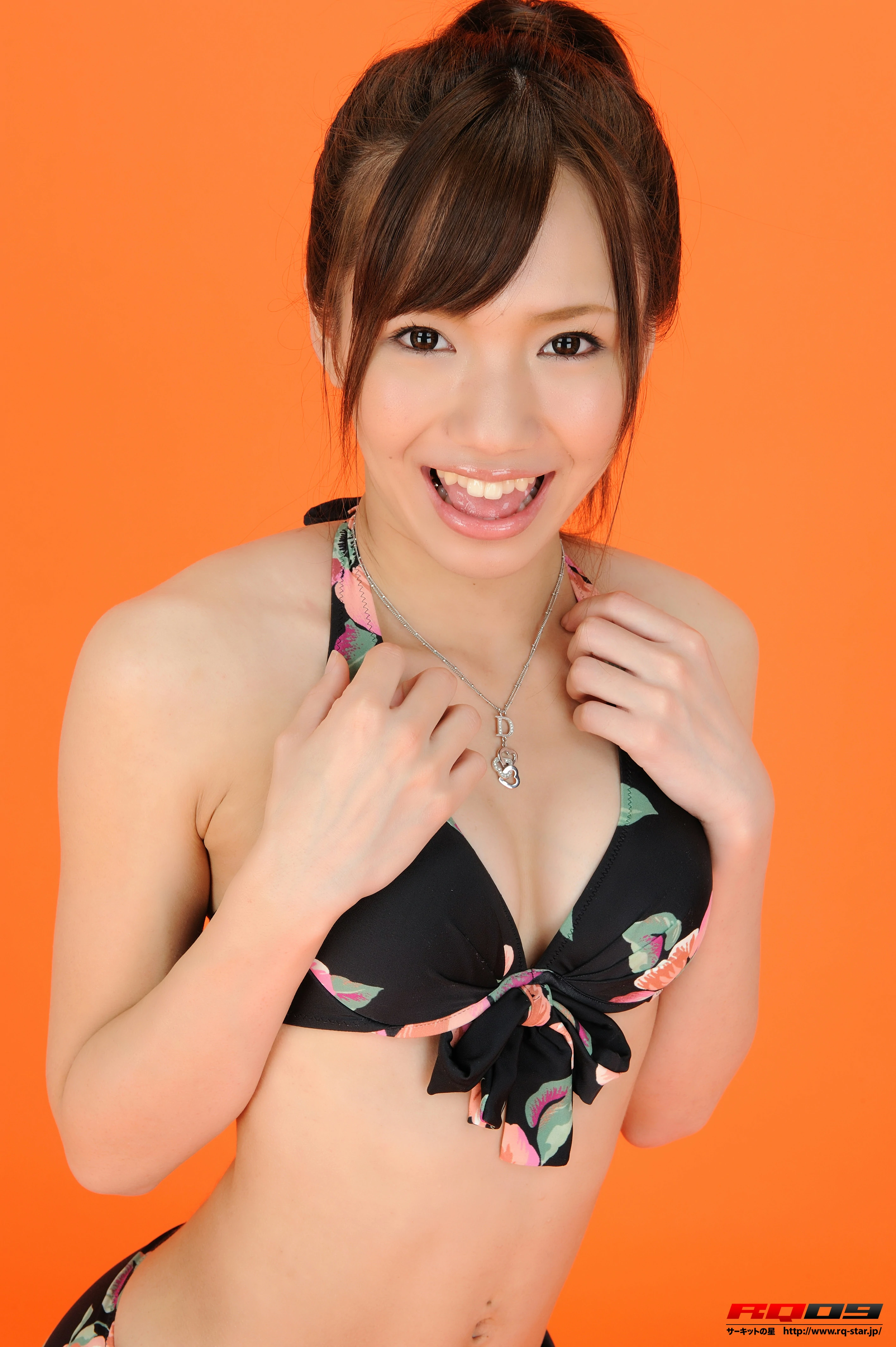 [RQ-STAR写真]NO.00225 中田あさみ（Asami Nakata）黑色比基尼泳装性感私房写真集,
