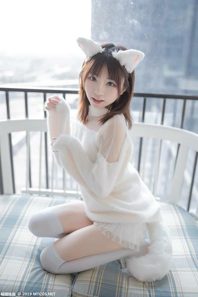 [喵糖映画]NO.027 白丝猫耳 清纯可爱小萝莉 绮太郎Kitaro 白色抹胸上衣加白色丝袜
