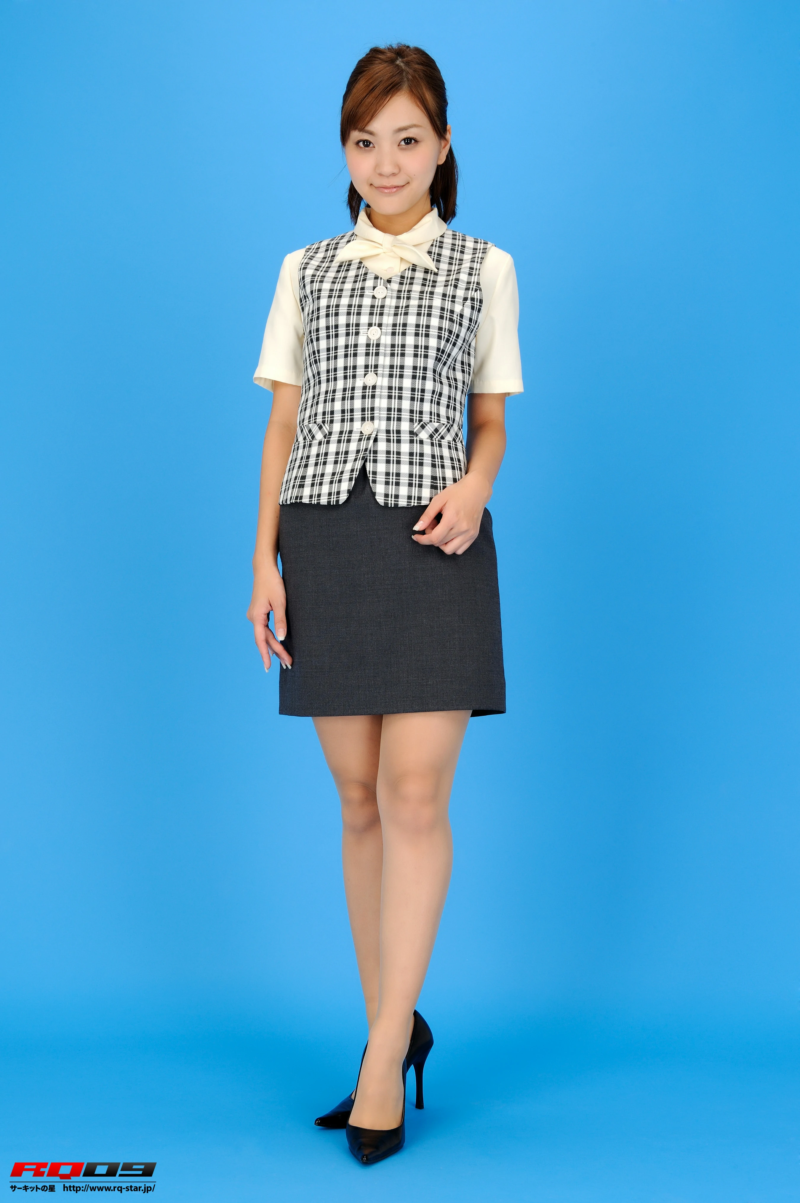 [RQ-STAR写真]NO.00230 桃原美奈（ももはら みな，Mina Momohara）OL制服与黑色短裙性感私房写真集,