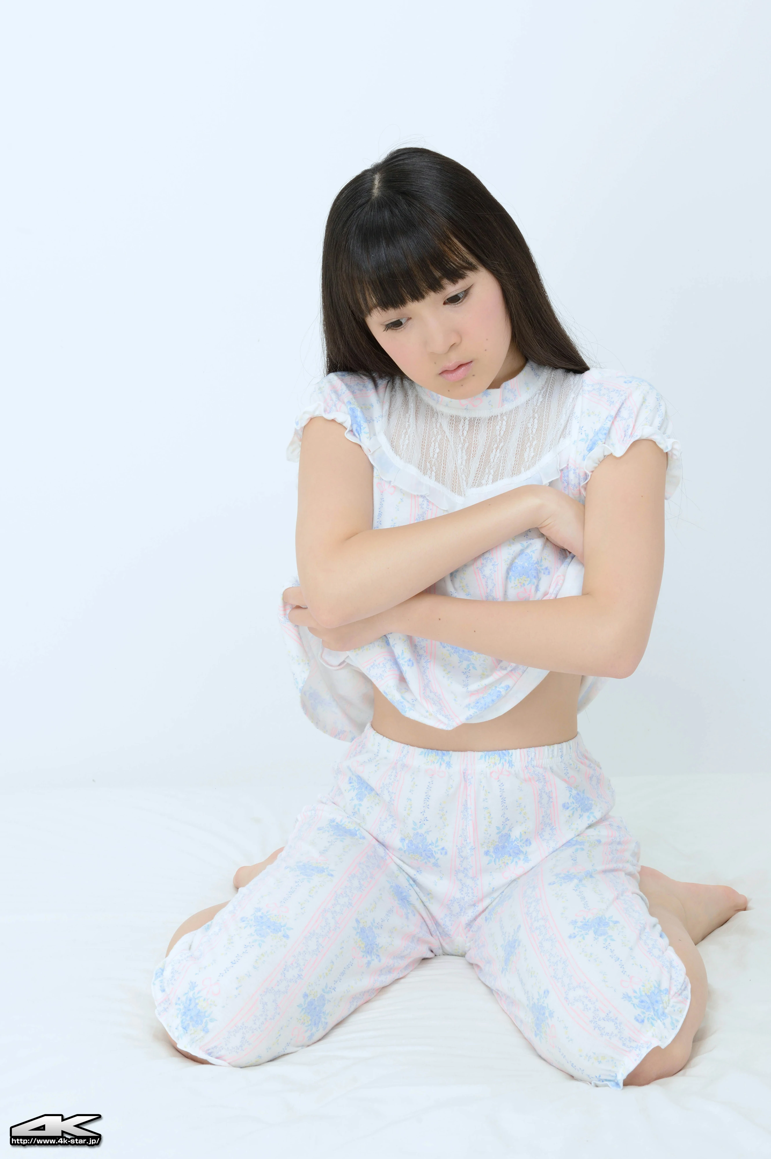 [4K-STAR套图]No.00236 桃原里香(Rika Momohara)白色镂空睡衣加性感内衣私房写真集,