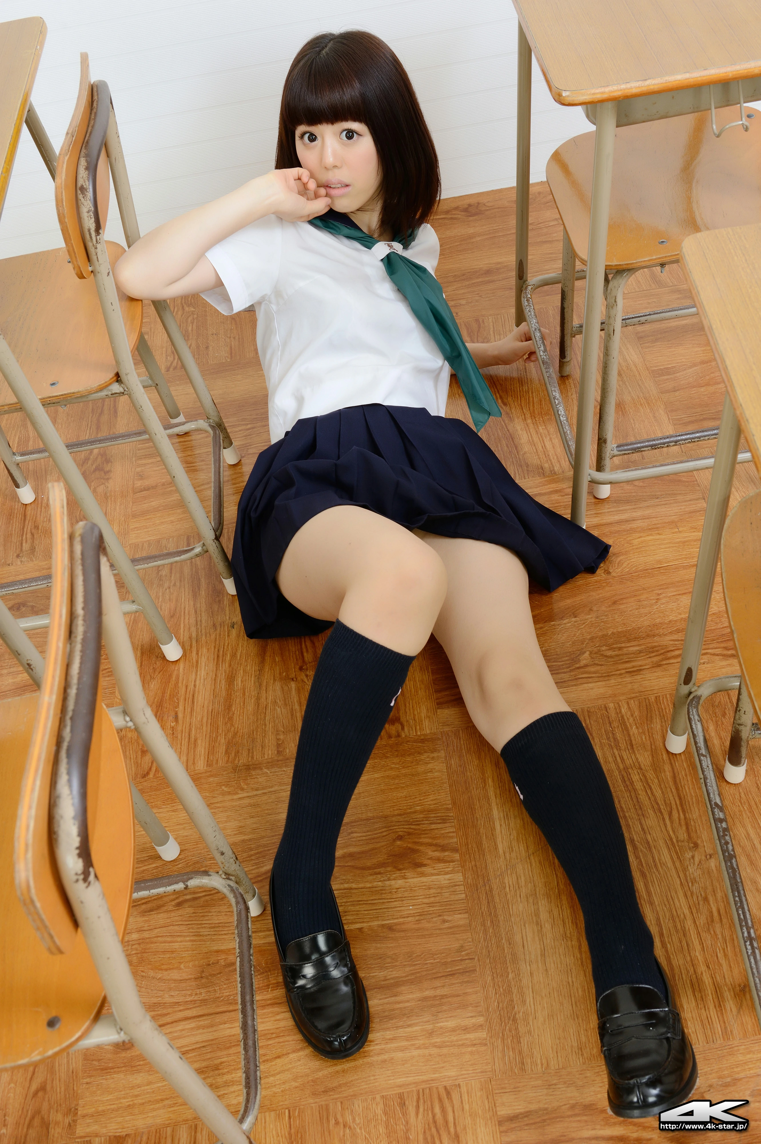 [4K-STAR套图]No.00238 日本高中女生 東希(东希，Nozomi Azuma) 蓝色短裙加性感蕾丝内衣私房写真集,
