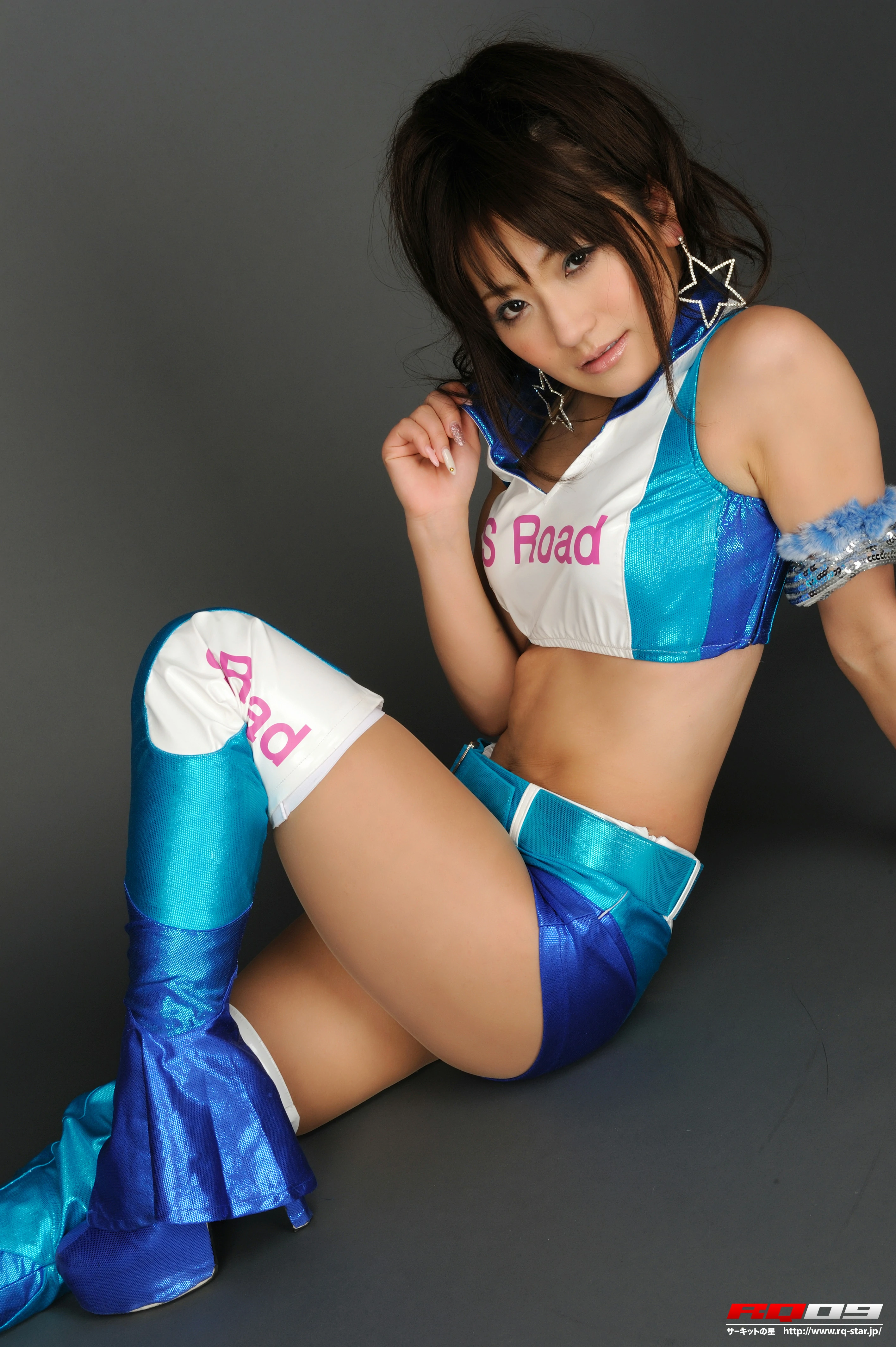 [RQ-STAR写真]No.00253 香西咲（こうざいさき，Saki Kouzai）性感赛车女郎制服私房写真集,