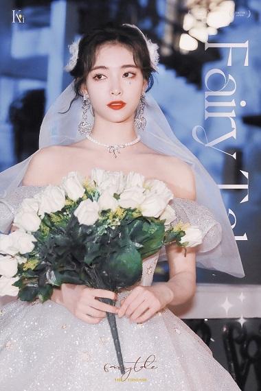 许佳琪SNH48毕业婚纱造型曝光 夜幕中穿纯白嫁衣冒仙气