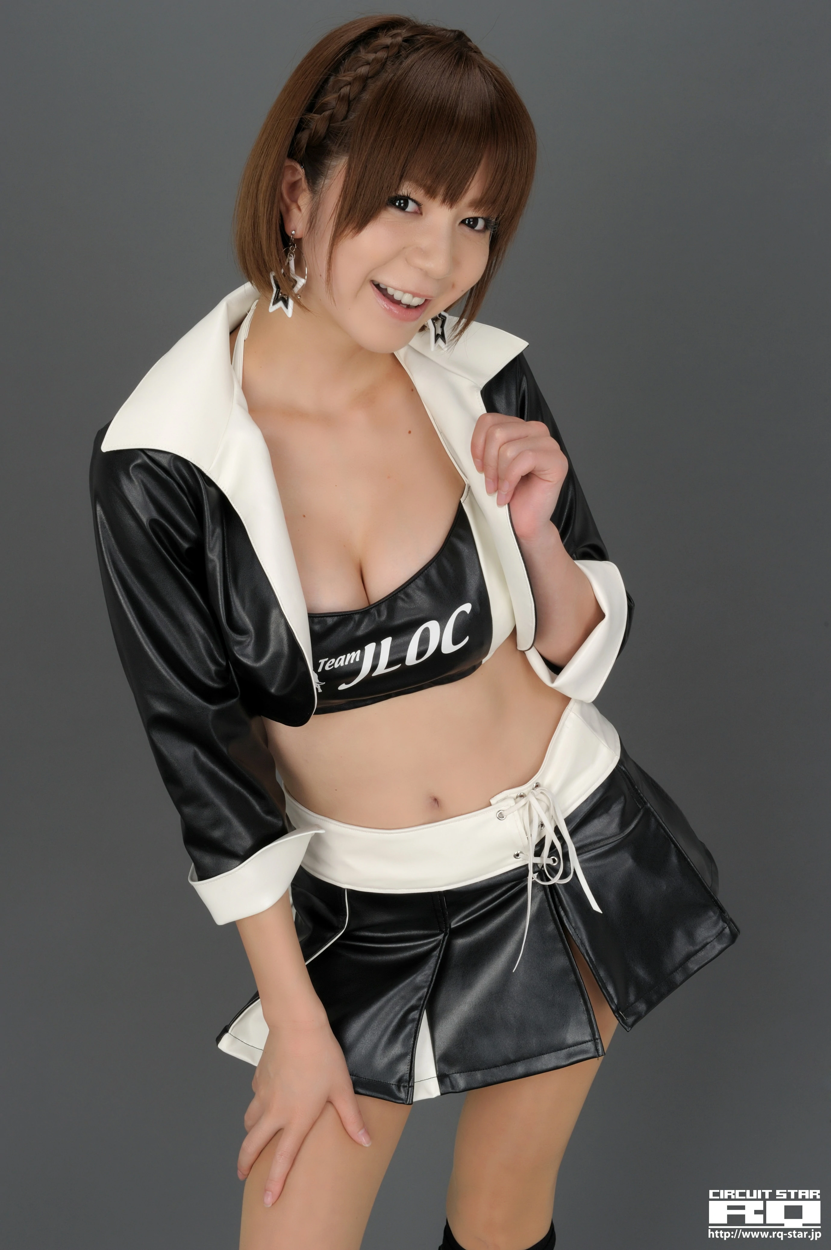 [RQ-STAR写真]NO.00326 水野千春（水野ちはる，Chiharu Mizuno）黑色赛车女郎制服性感私房写真集,