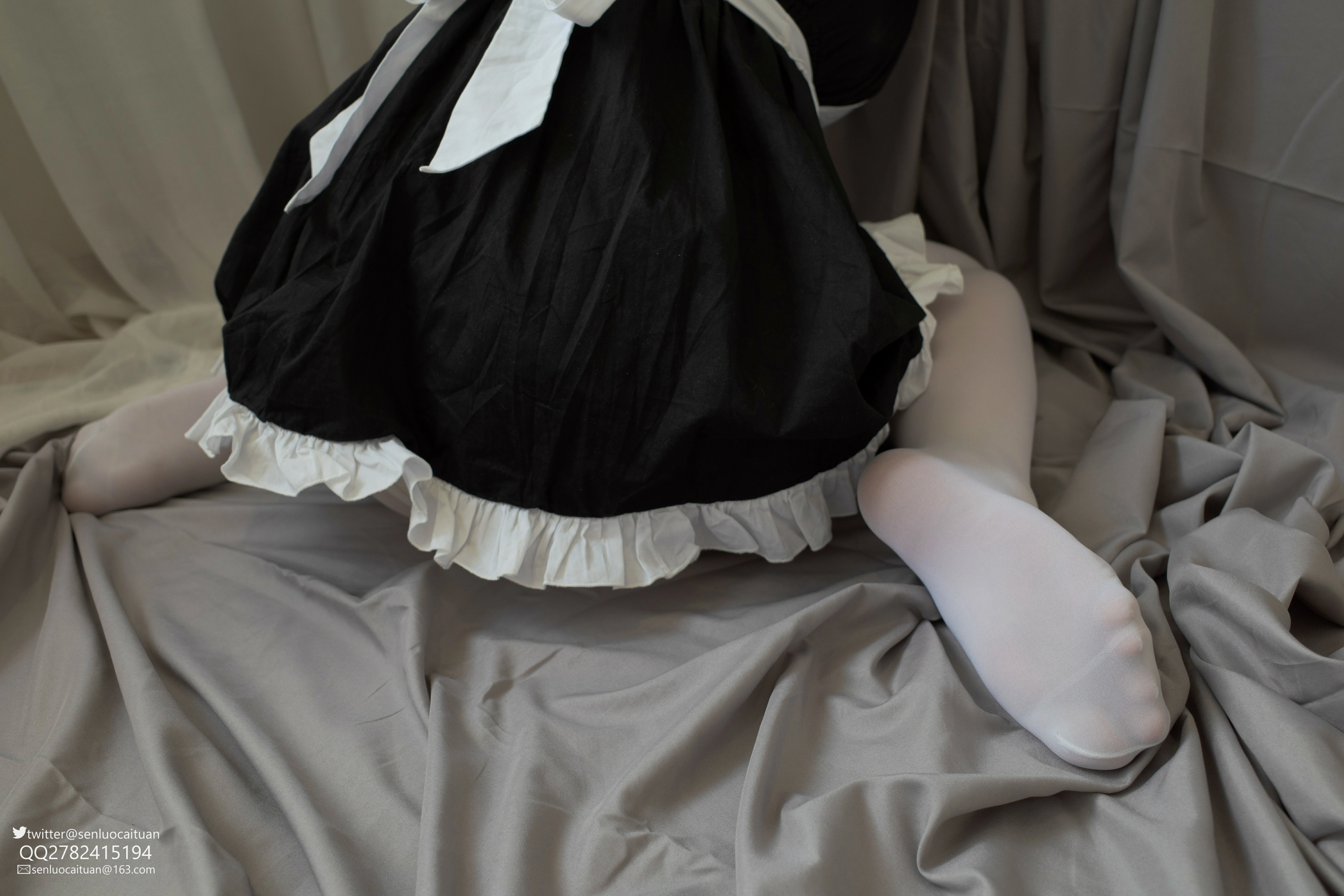 [森萝财团]JKFUN-GG-02 离洛 《新妹子》 黑色性感女仆制服裙加白色丝袜美腿私房写真集,