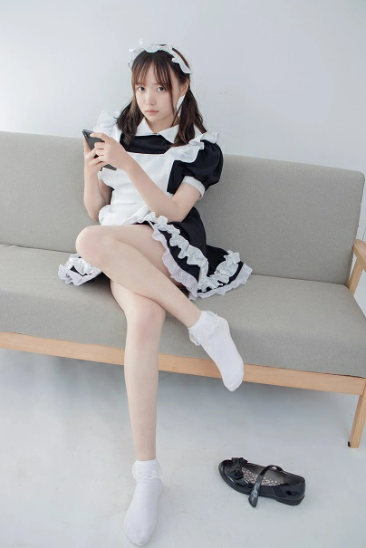 [森萝财团]JKFUN-百元系列2-2《蕾丝花边短袜女仆》 Aika 性感女仆制服裙私房写真