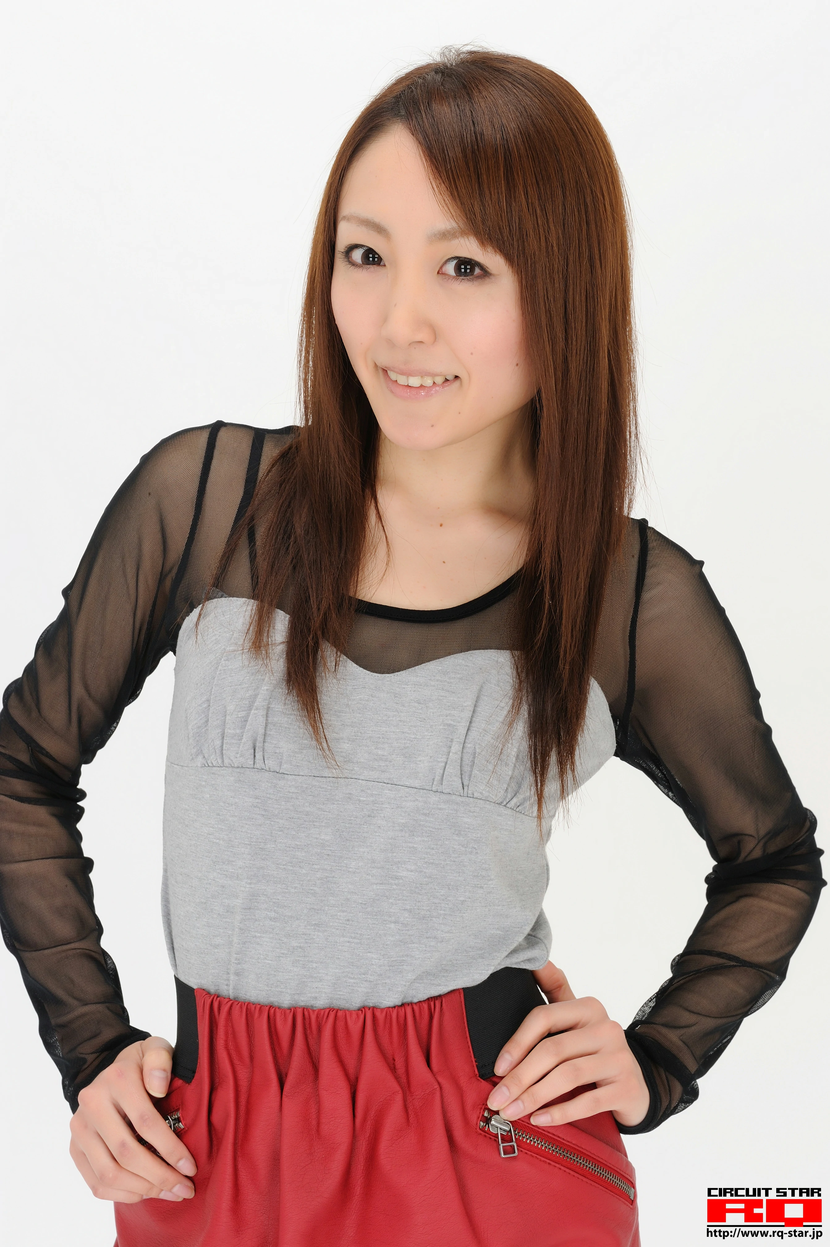 [RQ-STAR写真]NO.00479 真先由紀奈（まさきゆきな，Yukina Masaki）红色短裙加黑色丝袜美腿性感私房写真集,