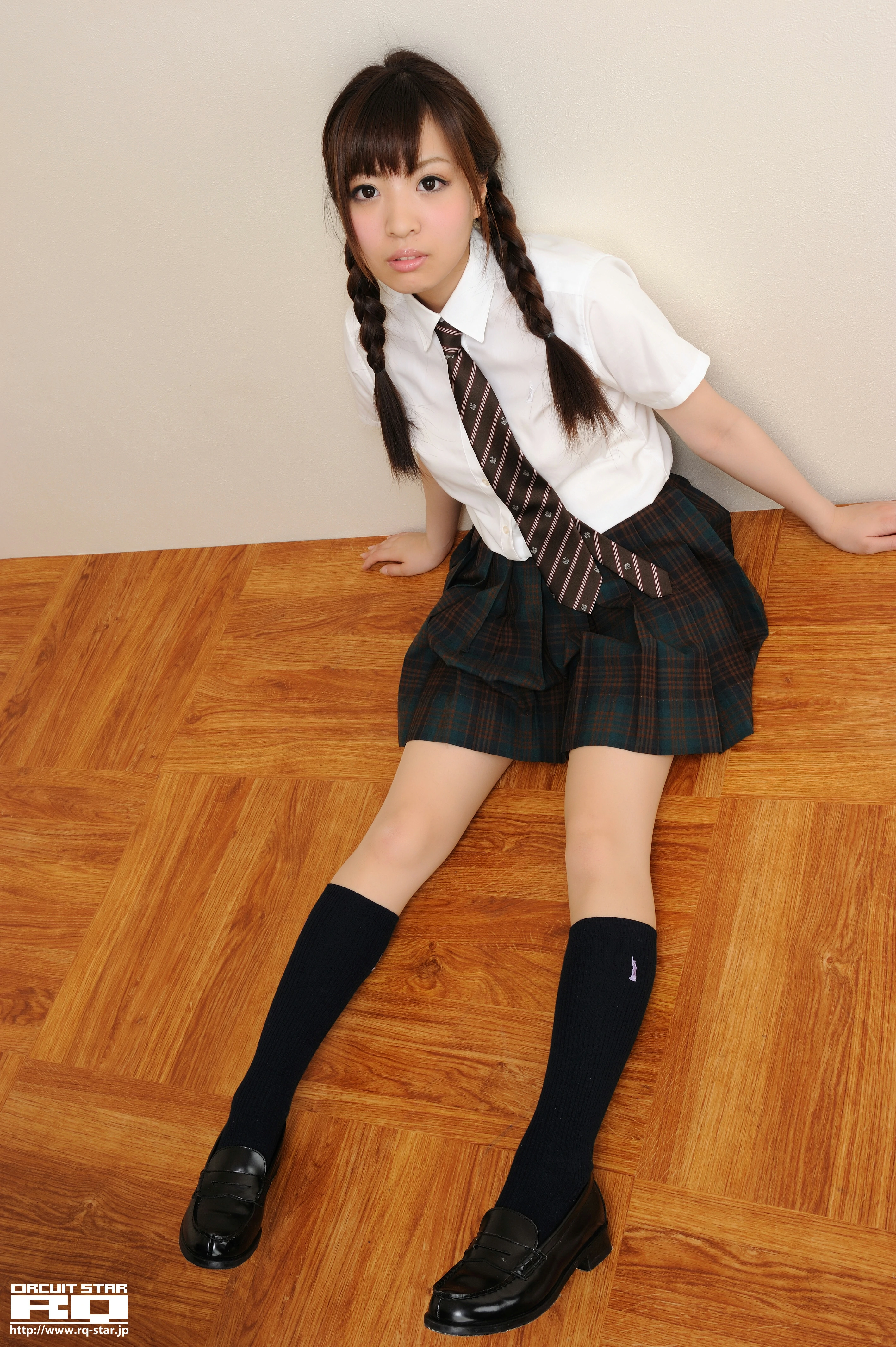 [RQ-STAR写真]NO.00515 黒田万結花（まゆゆん，Mayuka Kuroda）黑色高中女生制服加短裙性感私房写真集,
