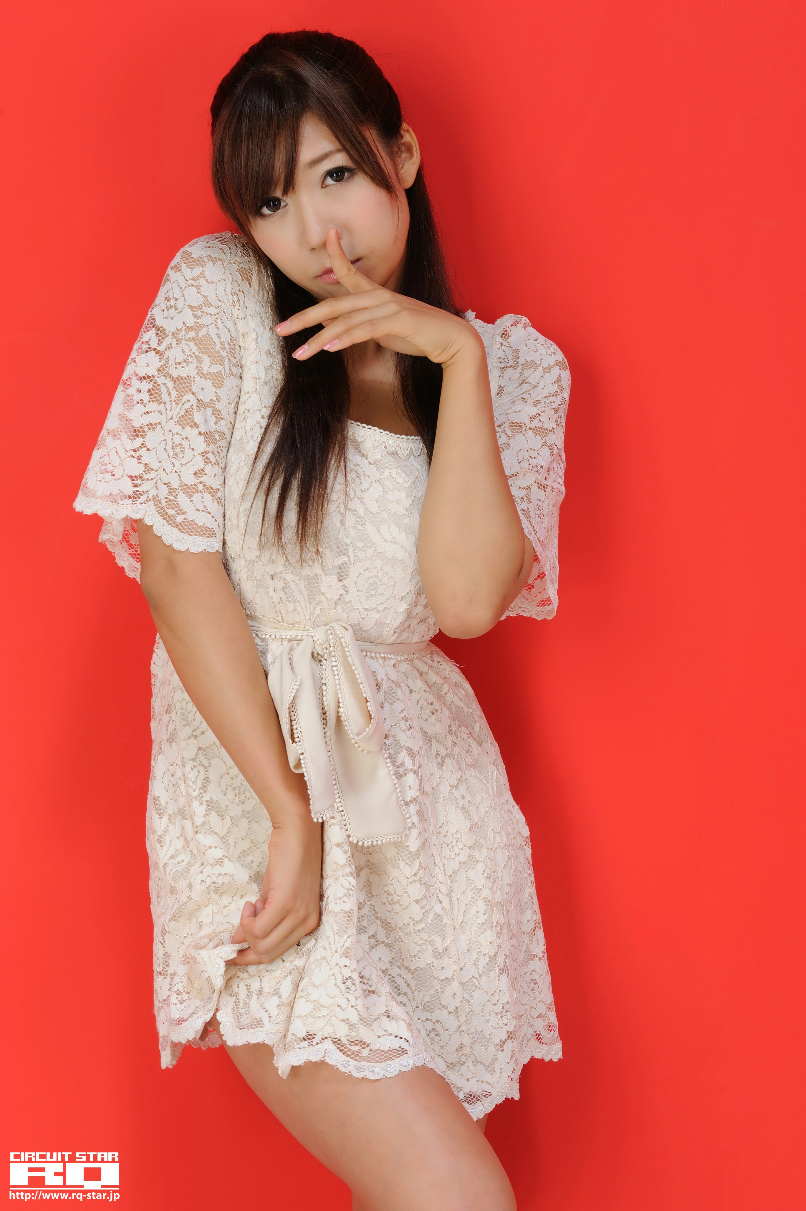 [RQ-STAR写真]NO.00558 穂川果音（ほのかわかのん，Kanon Hokawa）白色透视镂空连衣裙性感私房写真集,