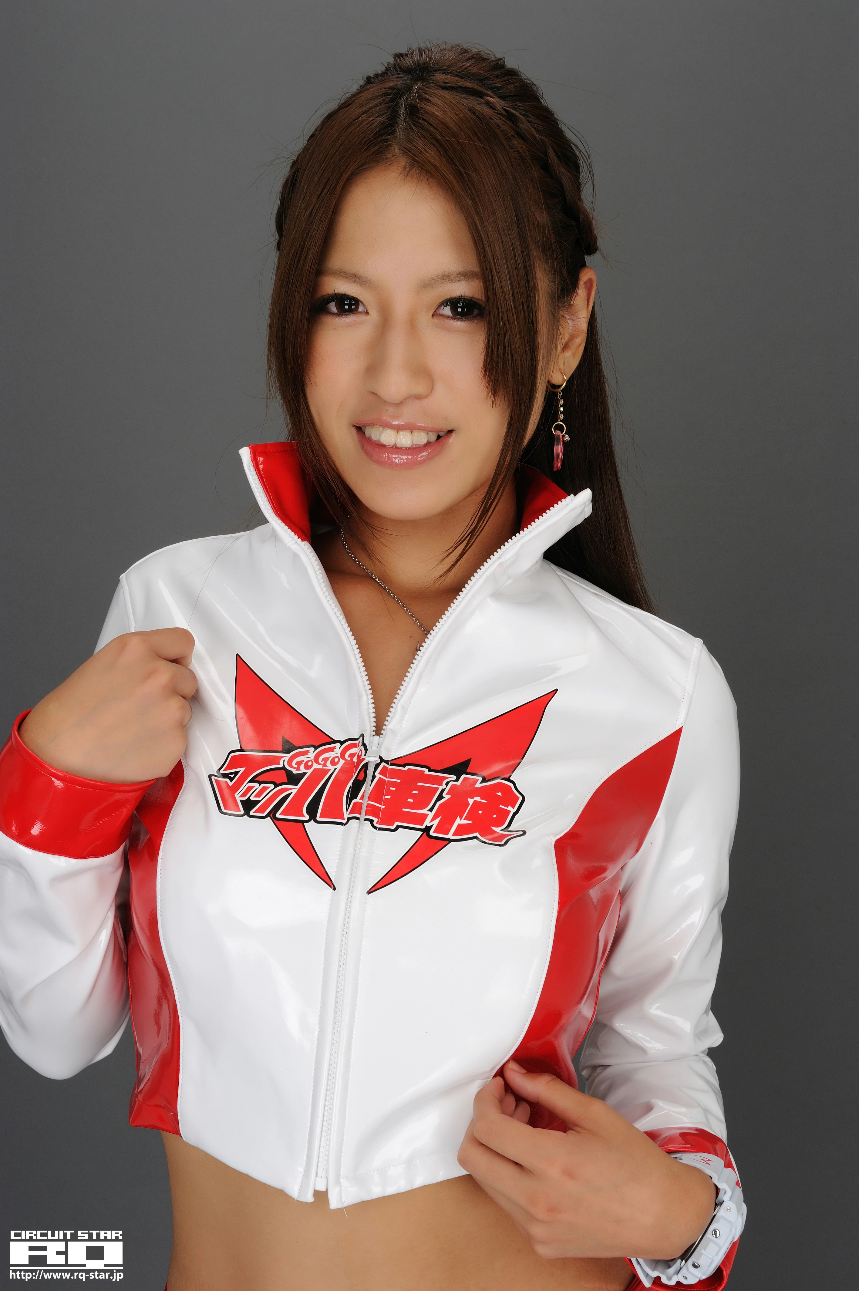 [RQ-STAR写真]NO.00567 水原はる Haru Mizuhara 红色赛车女郎制服加短裙性感私房写真集,