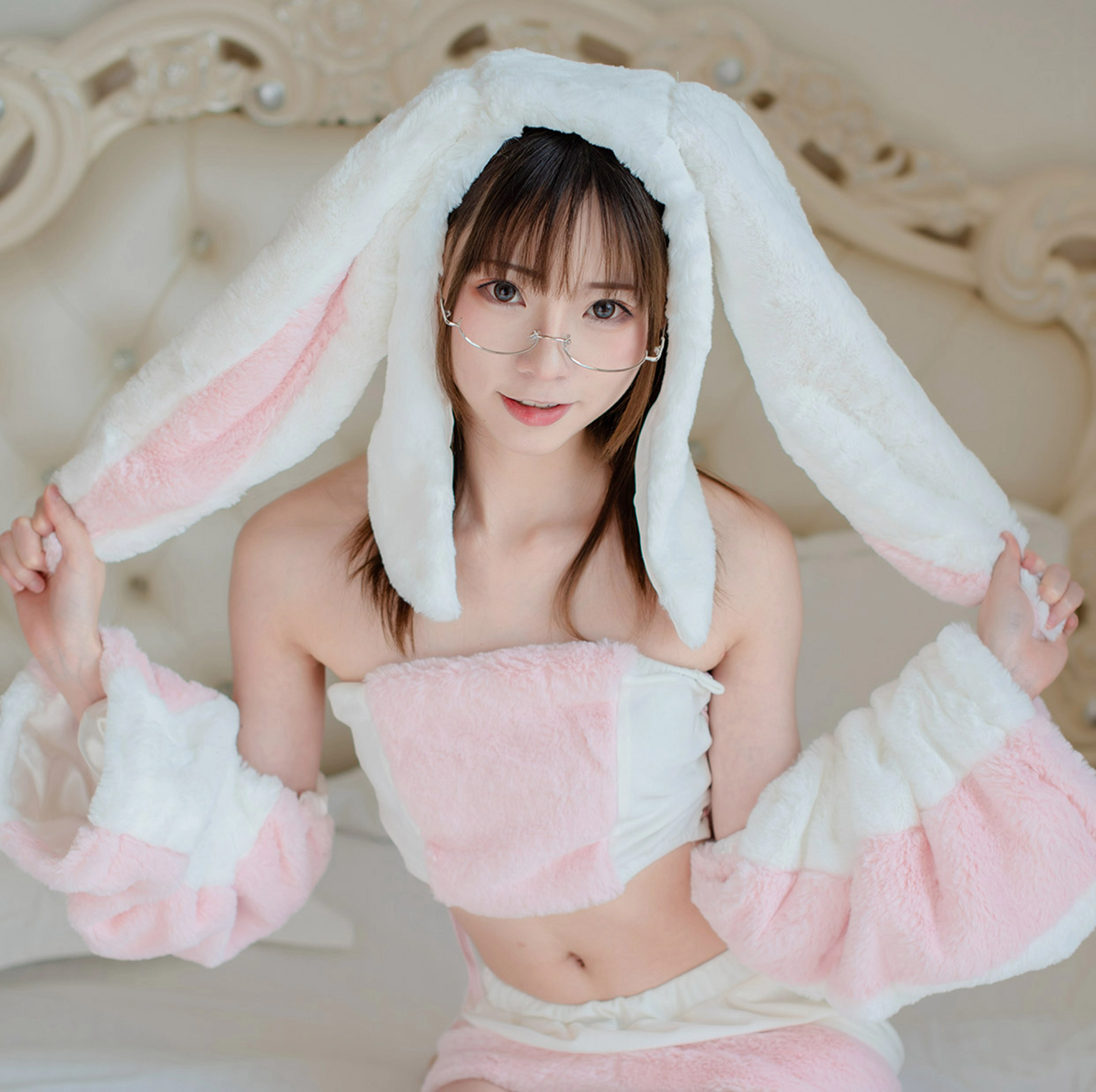 [风之领域]NO.182 清纯萝莉 可爱兔子装 粉色内衣加短裙性感私房写真集,