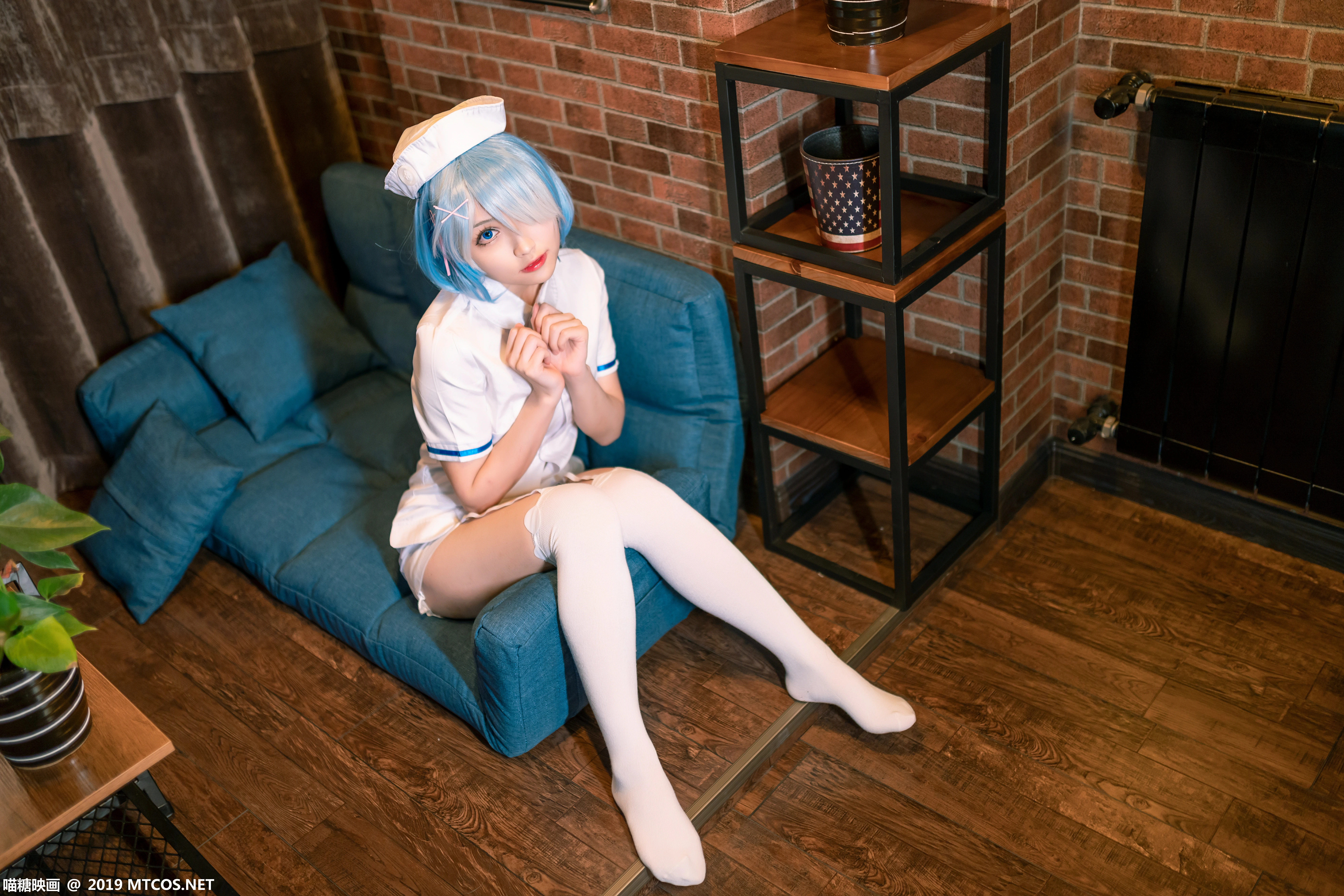 [喵糖映画]SPL.006 雷姆护士 白色情趣制服连衣裙加白色丝袜美腿性感私房写真集,