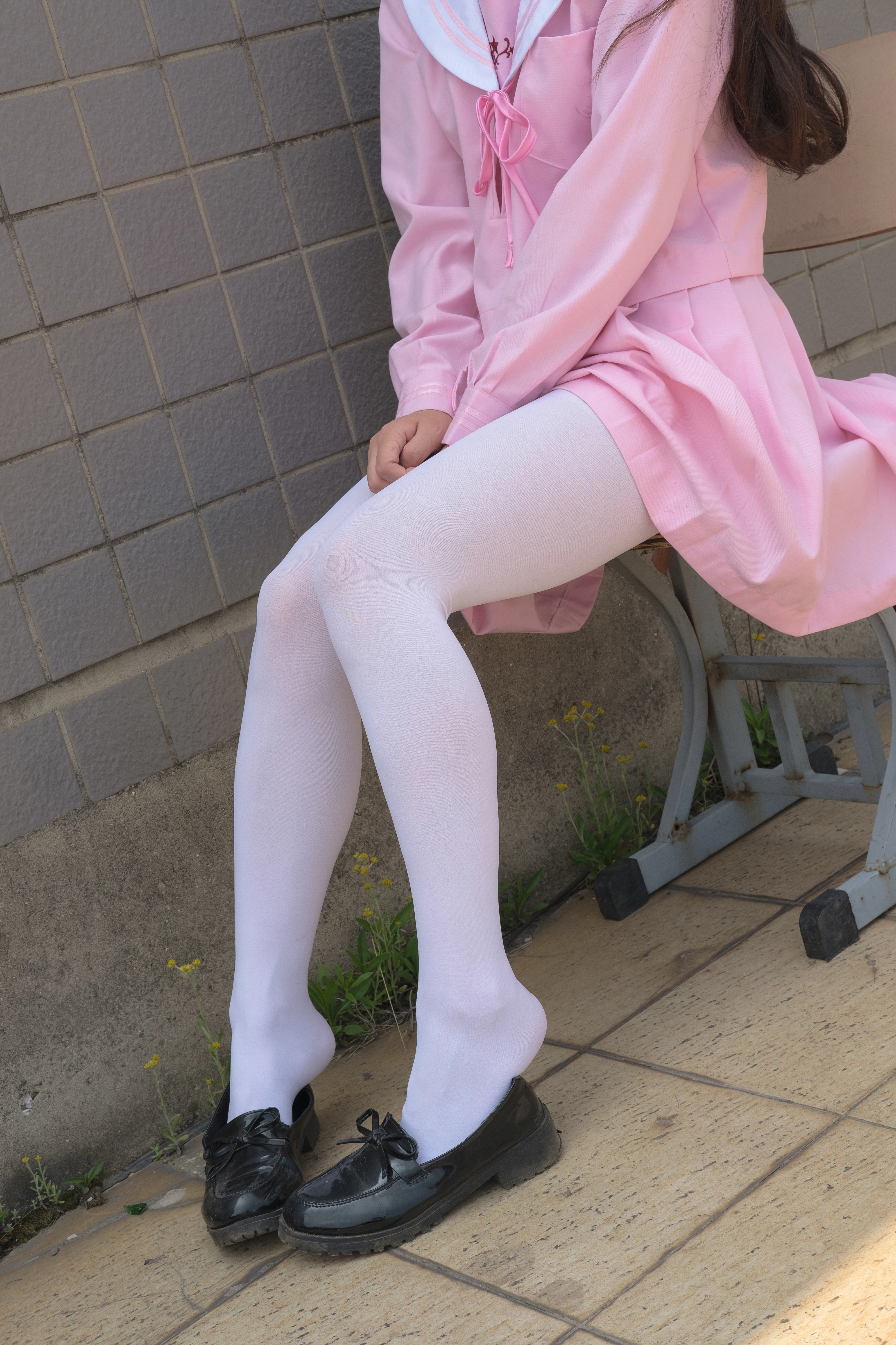 [森萝财团]X-026 清纯萝莉 粉色JK校服与短裙加白色丝袜美腿性感私房写真集,