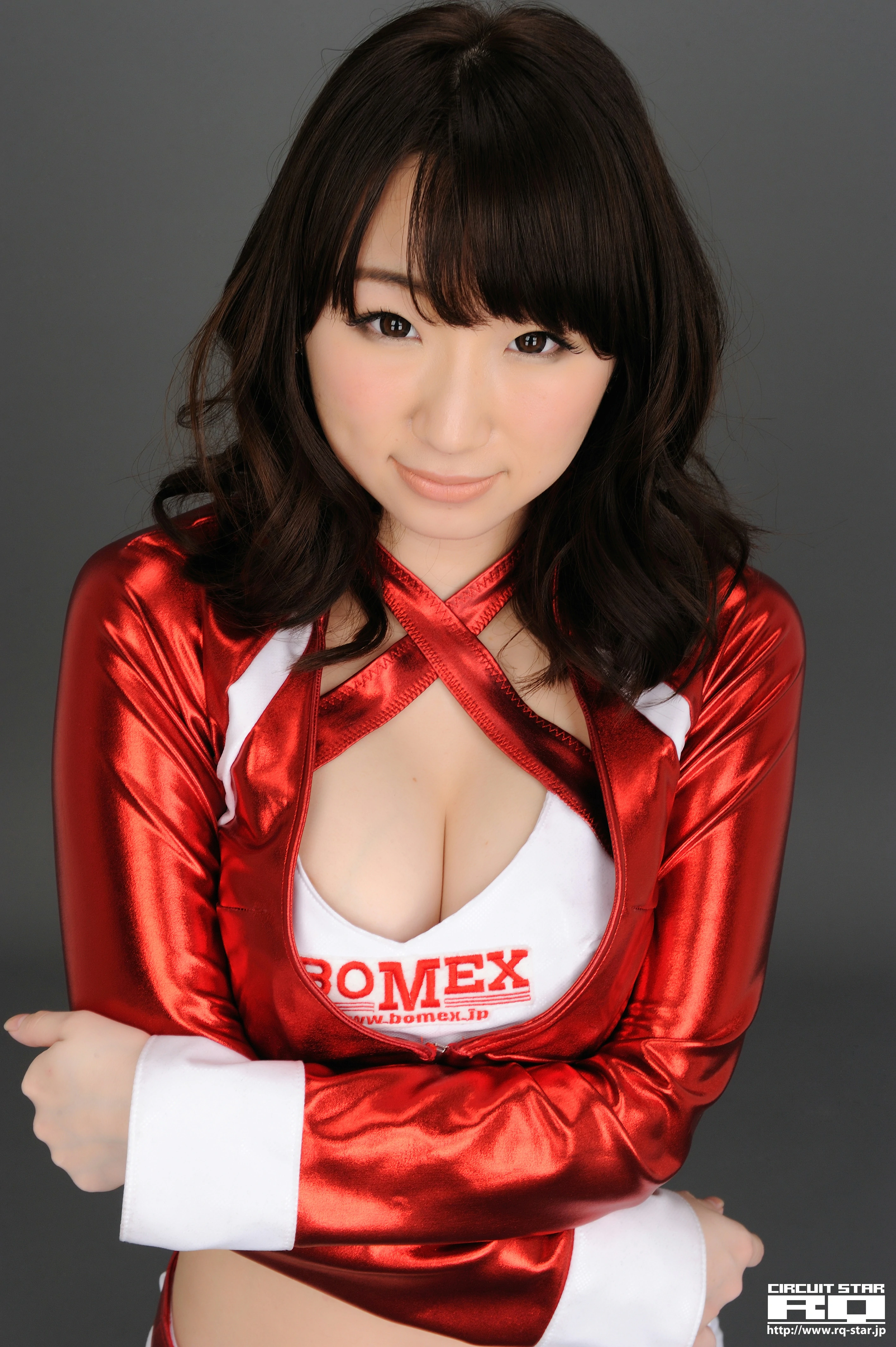 [RQ-STAR写真]NO.00638 荒井嘉奈（あらい かな，Kana Arai）红色赛车女郎制服性感私房写真集,