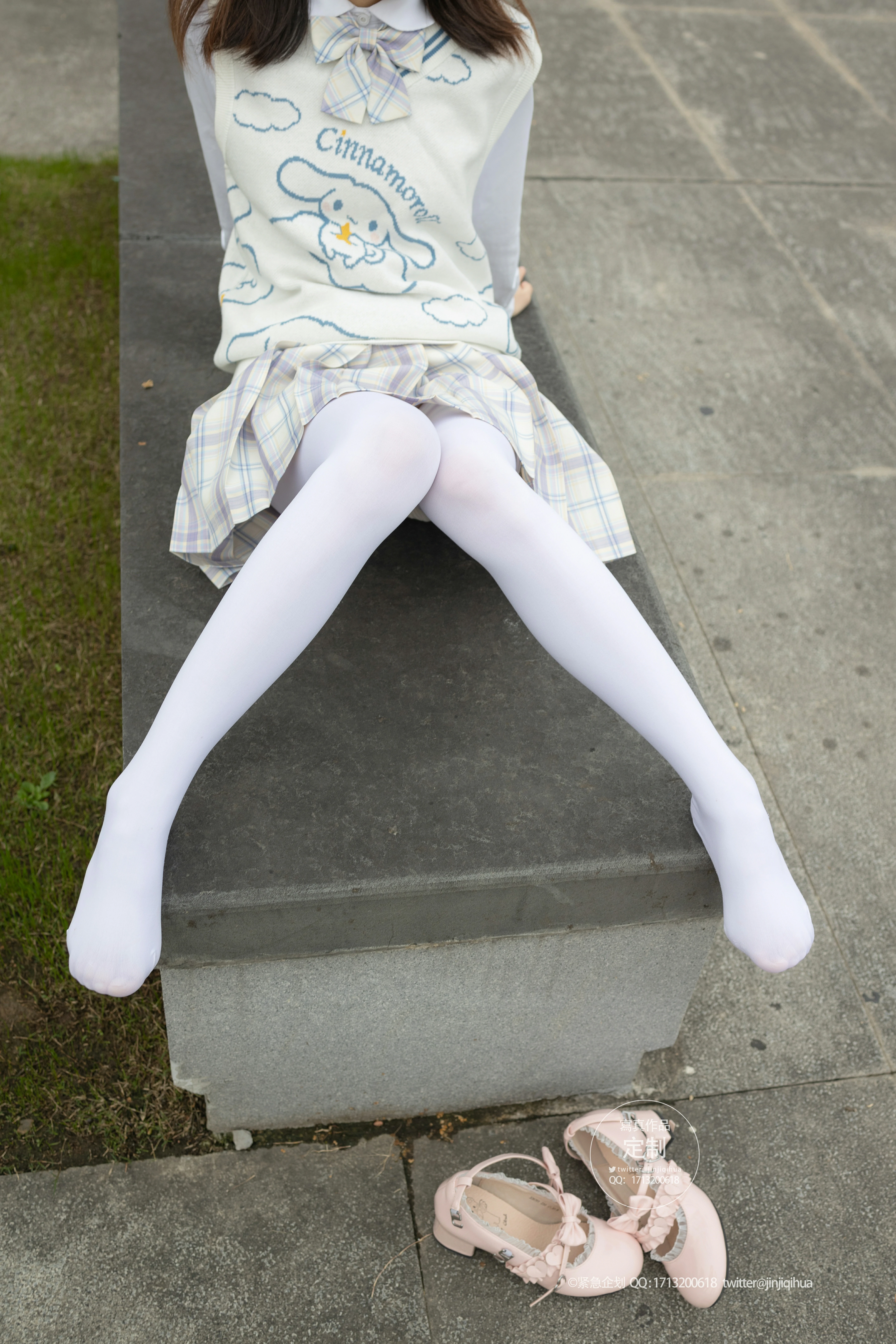[紧急企划]G-003 出镜妹子：小奶糕Milky JK制服与短裙加白色丝袜美腿性感私房写真集,