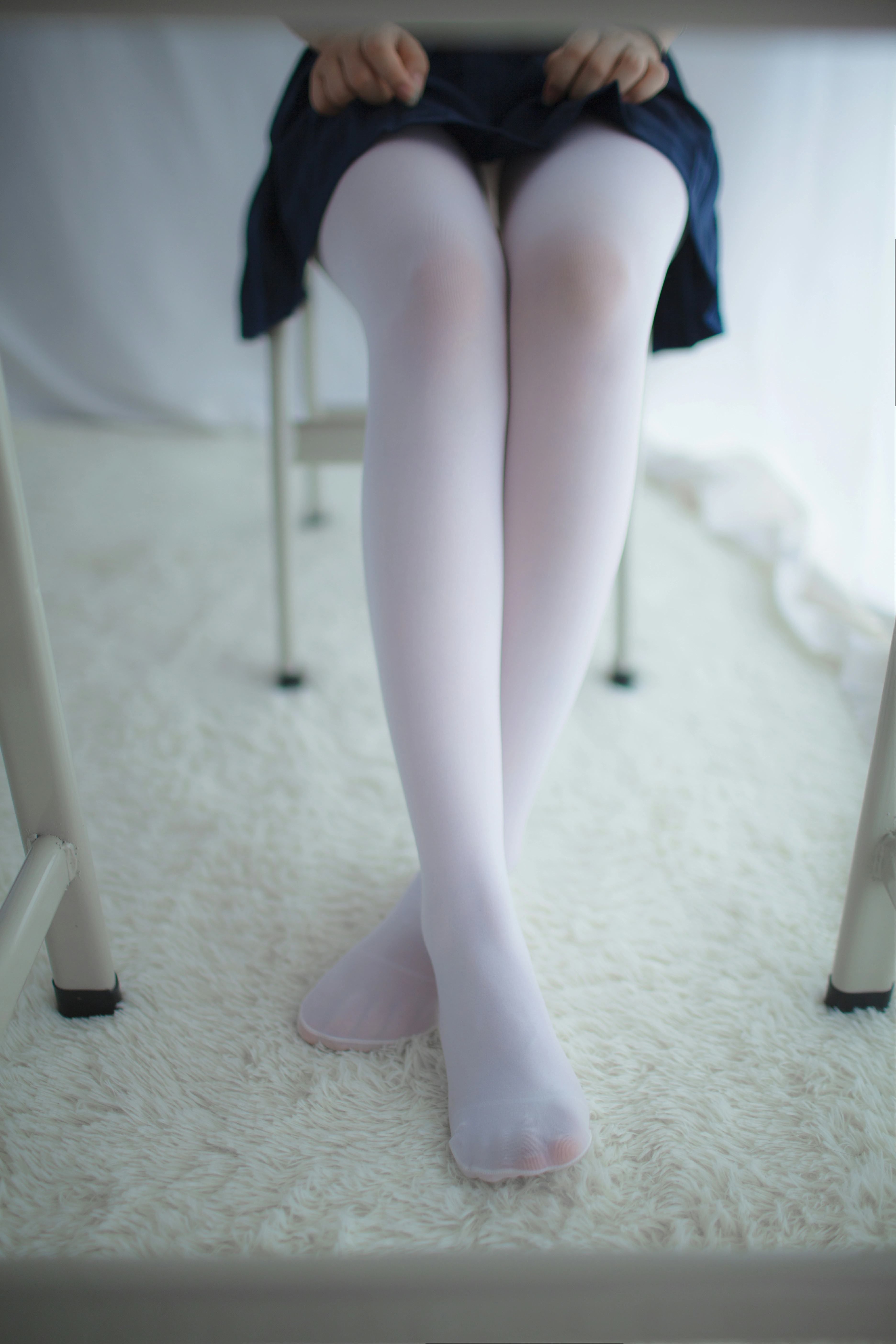 [少女秩序]VOL.005 课堂上的幻想 白色JK制服与蓝色短裙加白色丝袜美腿性感私房写真集,