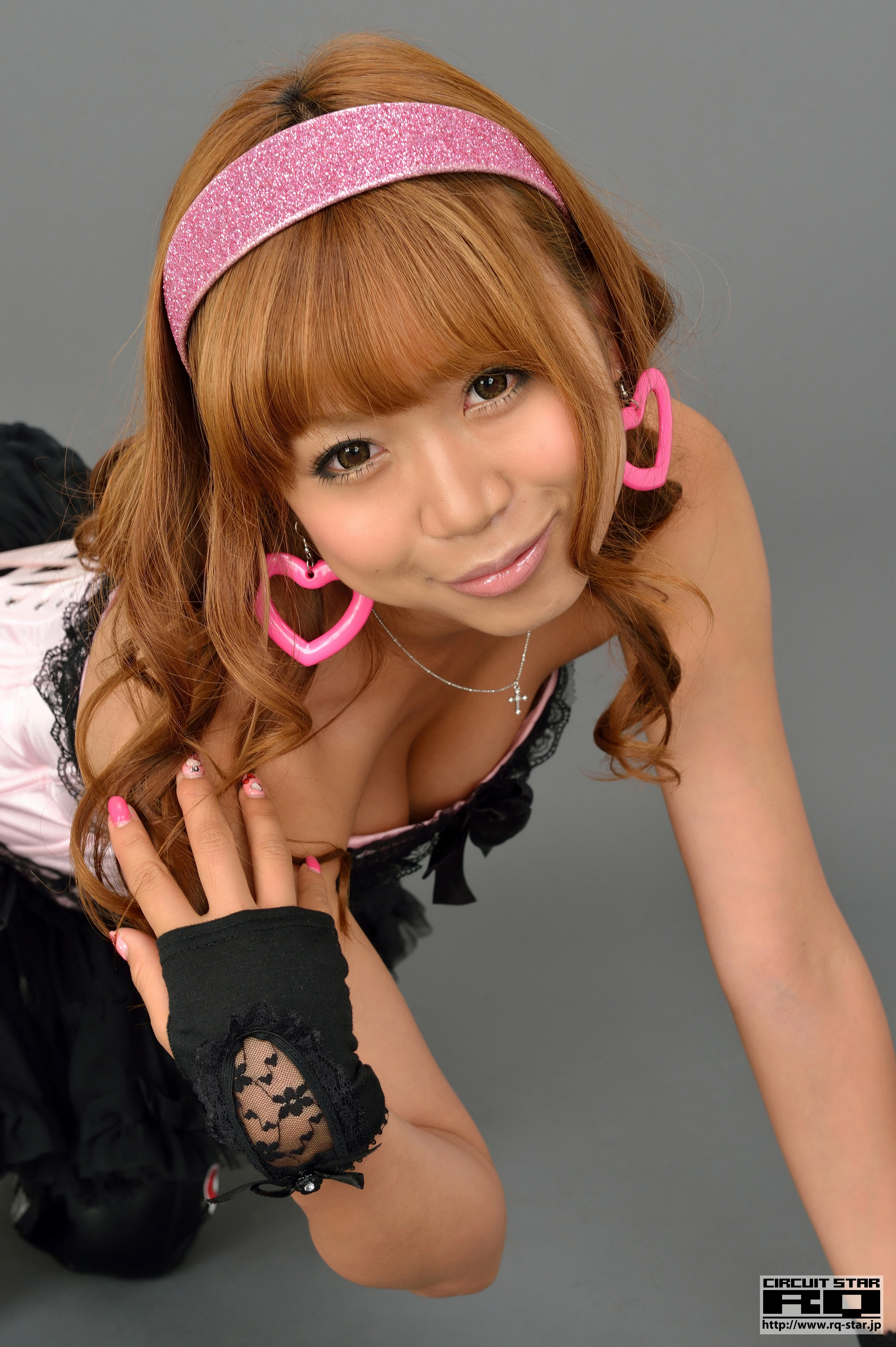 [RQ-STAR写真]NO.00674 高橋莉江(高桥莉江，Rie Takahashi)粉色塑身连衣裙性感私房写真集,