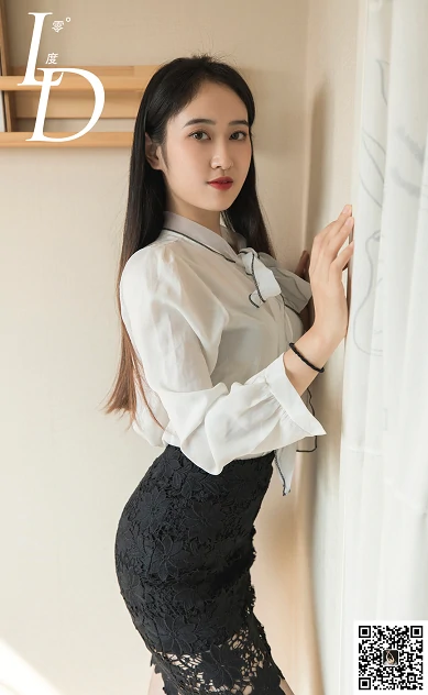 [LD零度摄影]NO.027 模特一含 白色衬衫与黑色蕾丝短裙加肉丝美腿性感私房写真集
