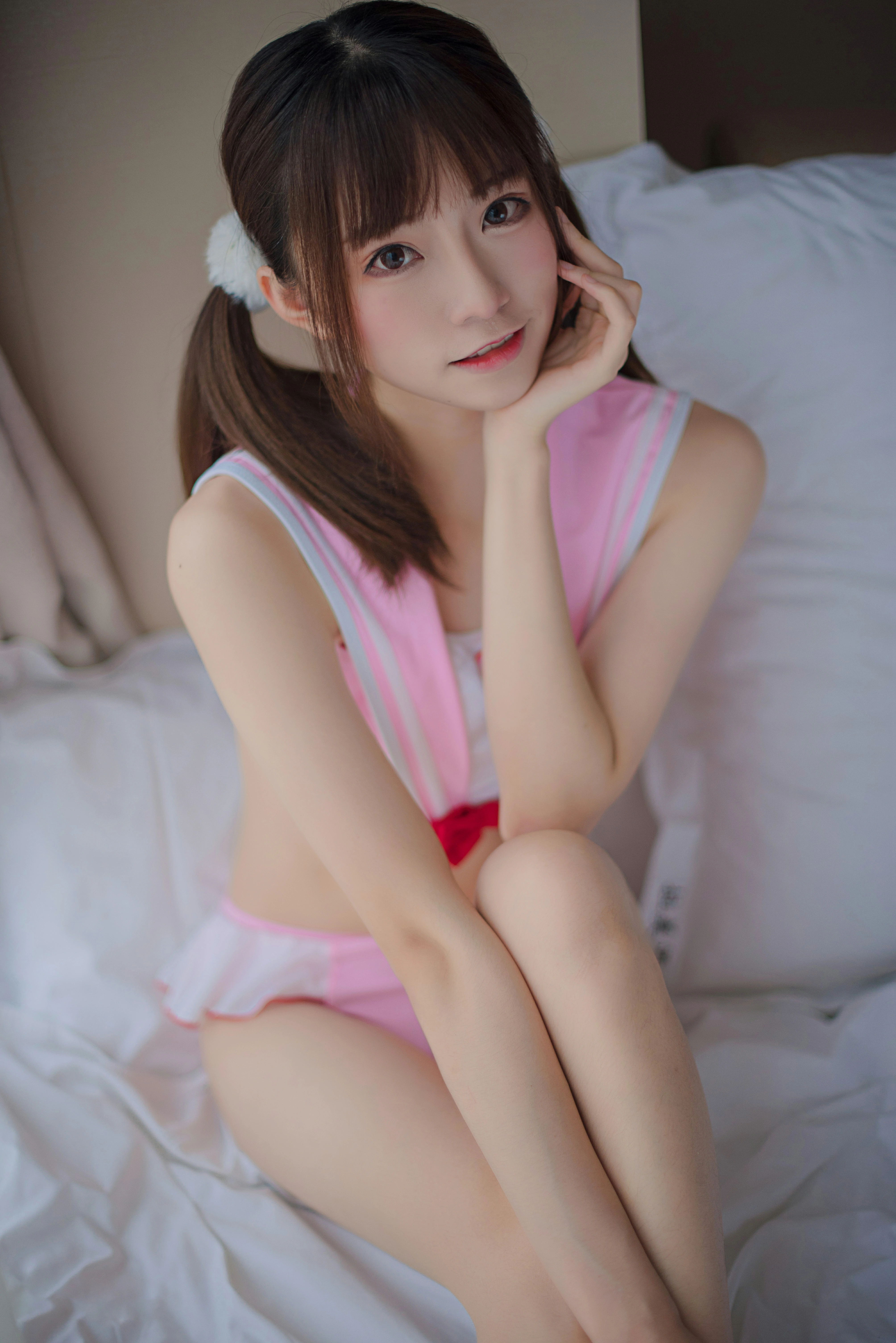 清纯少女小萝莉 绮太郎Kitaro 粉色情趣水手制服加短裤私房写真集,