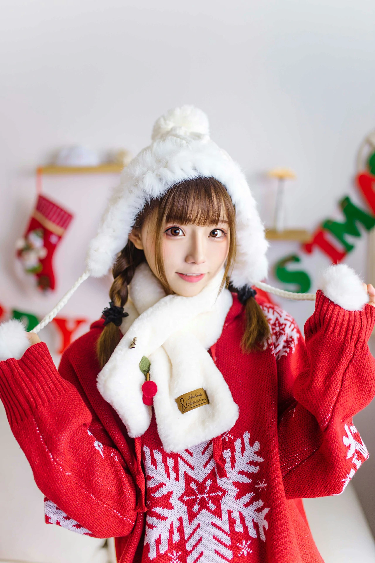 圣诞节 清纯少女 绮太郎Kitaro 红色连身毛衣居家私房写真集,
