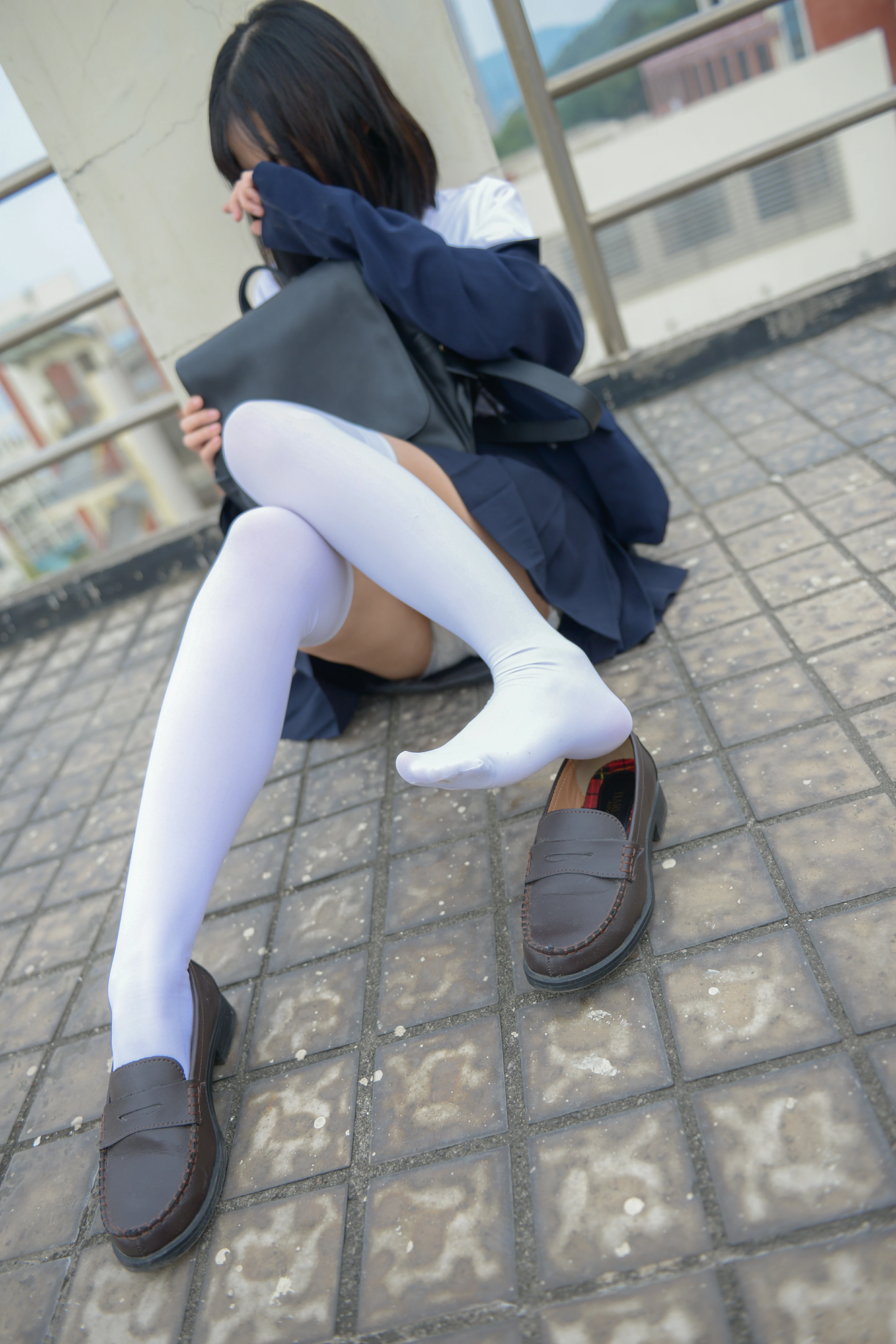 [少女秩序]VOL.013 清纯萝莉小学妹 蓝色JK制服与短裙加白色丝袜美腿性感私房写真集,
