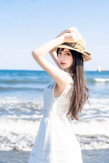 清纯少女 Shika小鹿鹿 镰仓江之岛 白色镂空连衣裙与蓝色和服写真