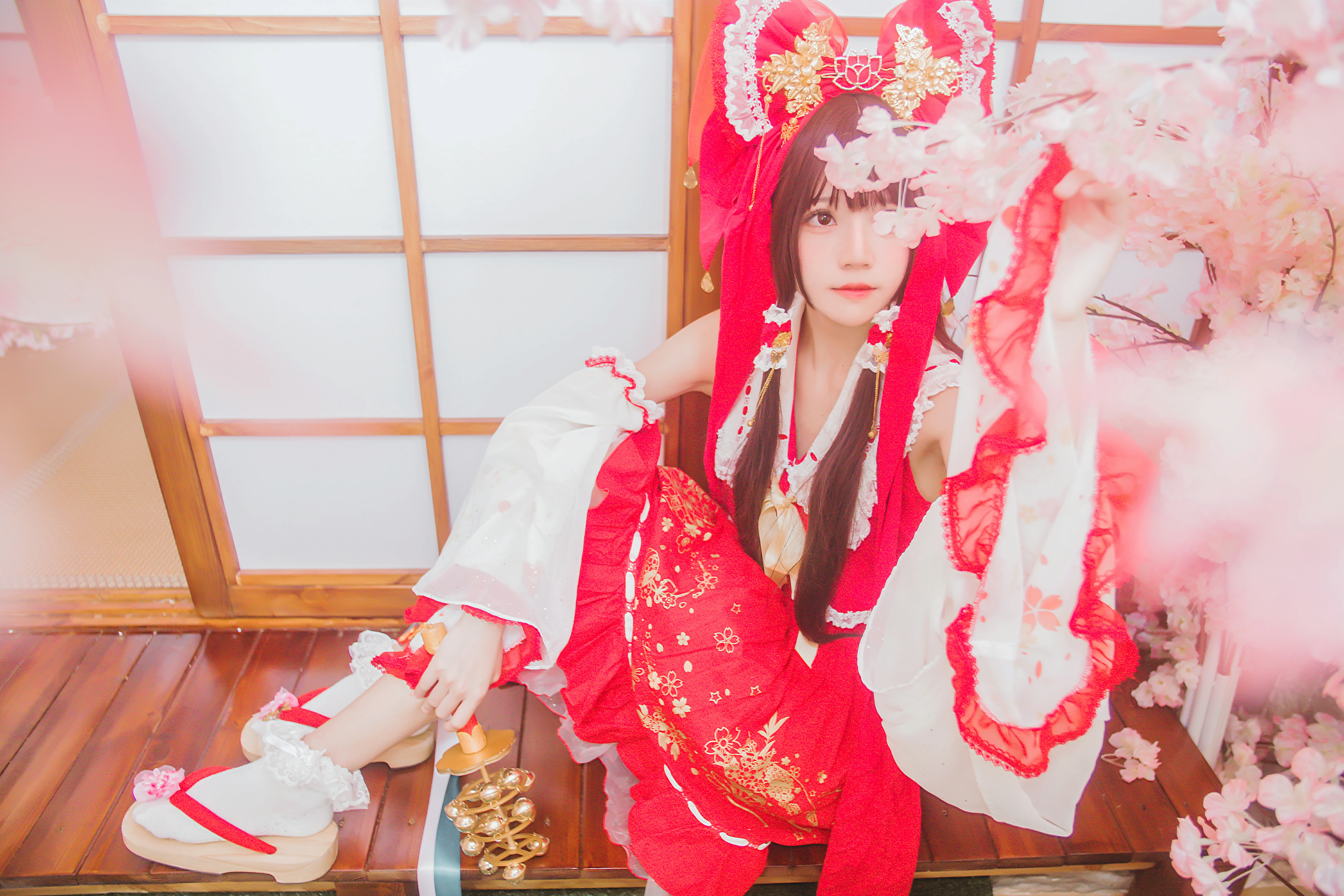 清纯少女小萝莉 桜桃喵 红色连身制服裙 和风写真,0028