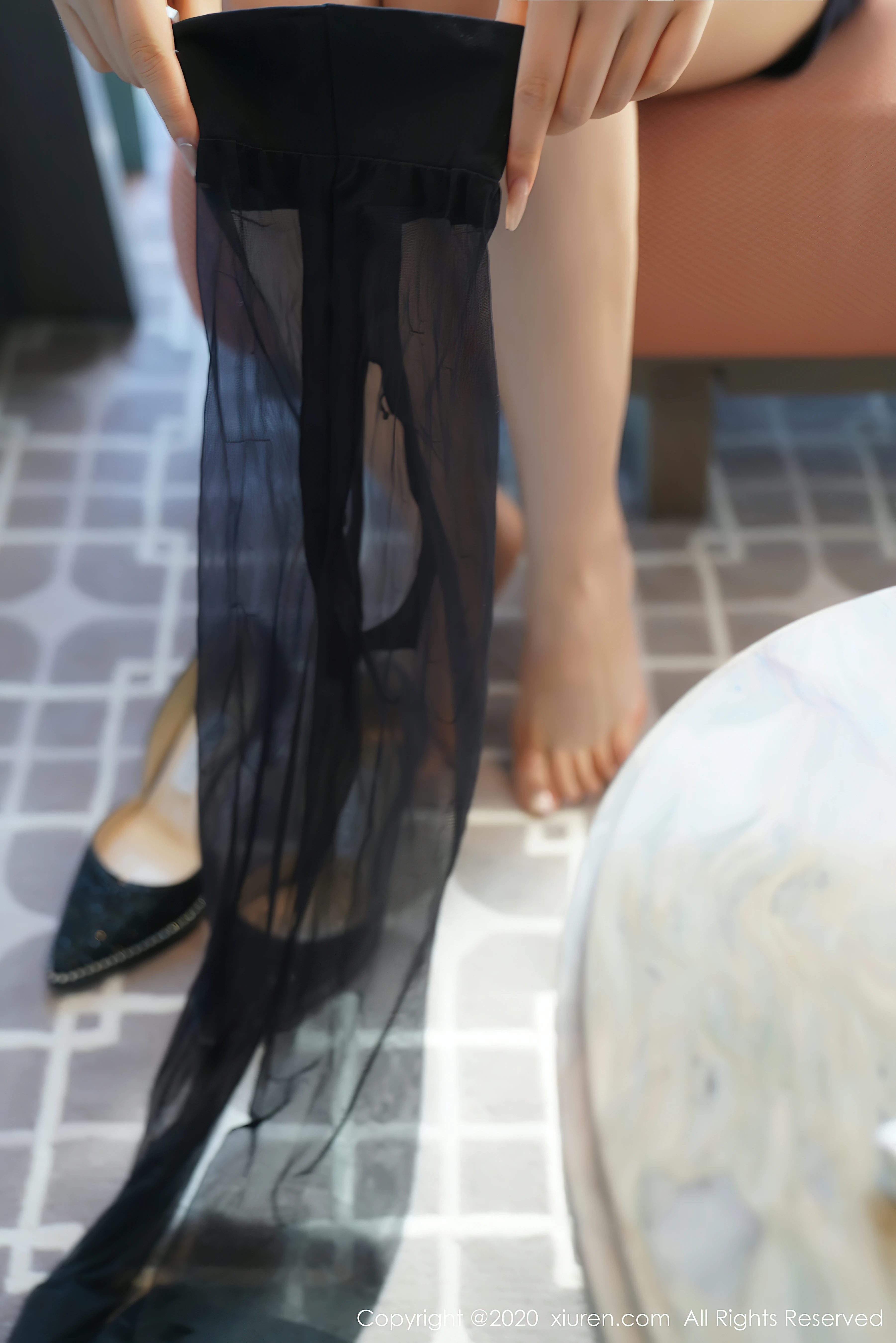 [XiuRen秀人网]XR20200803N02396 柴婉艺Averie 蓝色制服与短裙加黑丝美腿性感私房写真集,0008