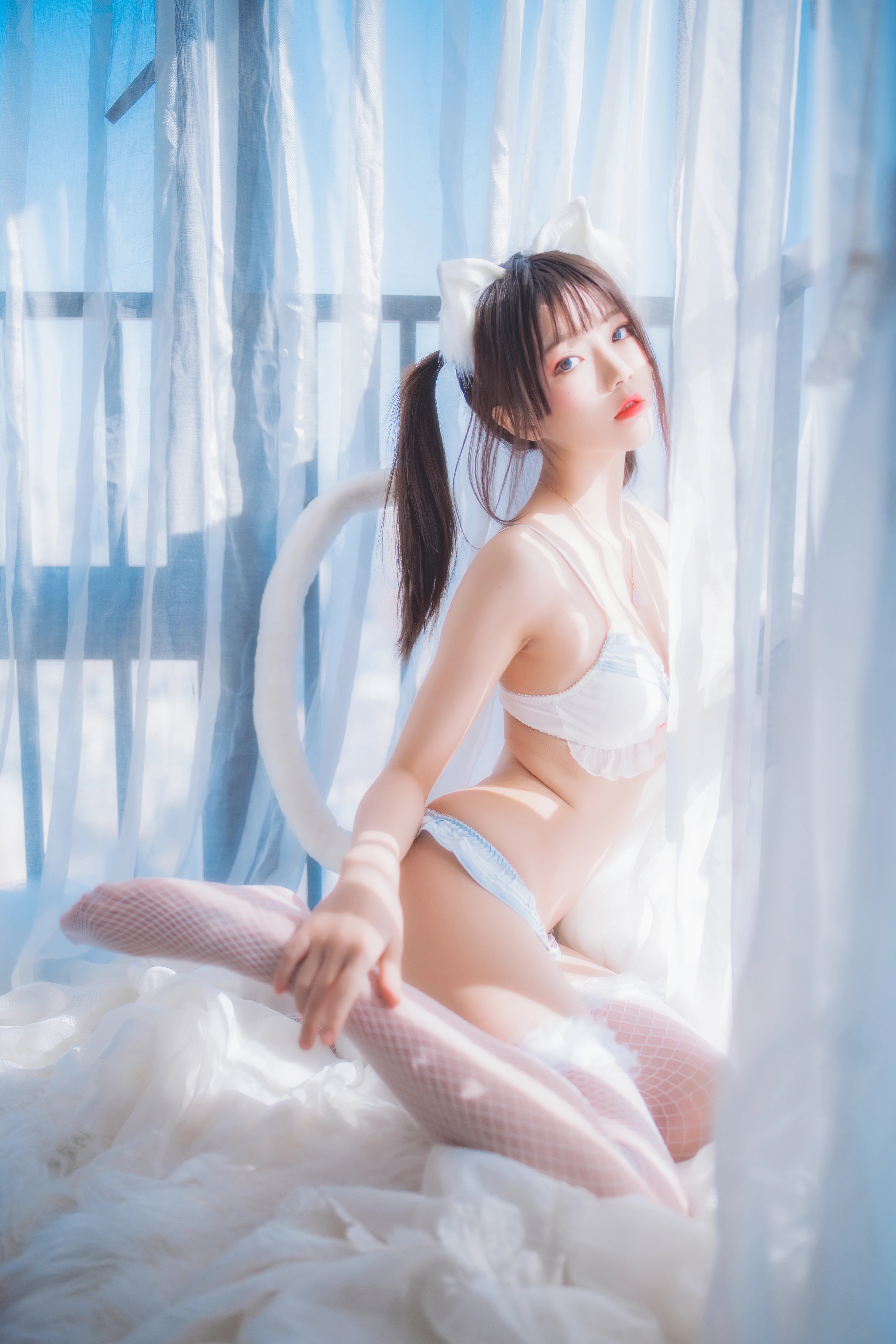 清纯少女 桜桃喵 一只恋爱 白色情趣内衣加渔网袜私房写真集,DSC01796