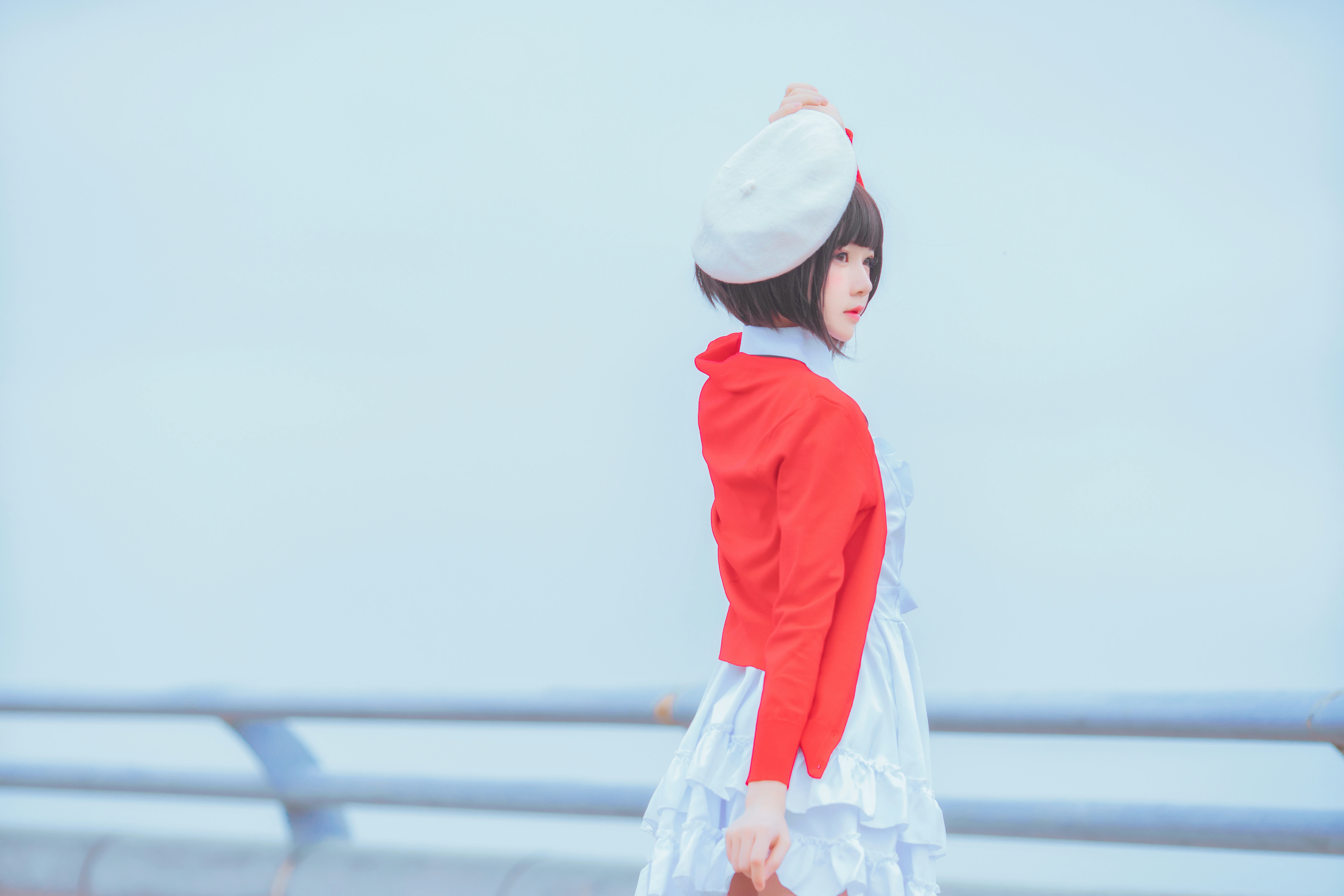 清纯少女 桜桃喵 红色外套与白色连衣裙加白色丝袜美腿街拍写真,0018