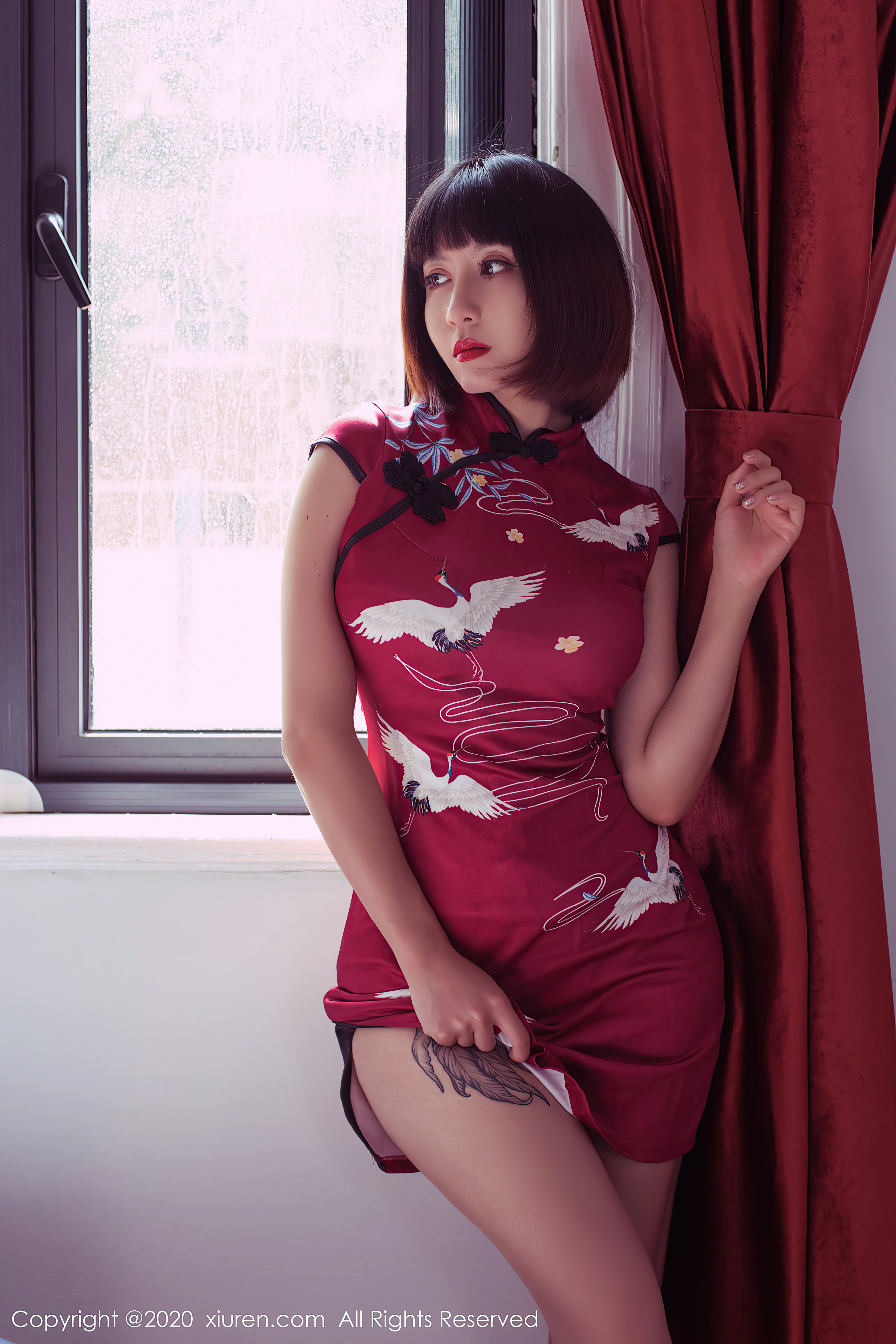 [XiuRen秀人网]XR20201020N02674 安妮斯朵拉_Ann 红色紧身旗袍加塑身内衣性感私房写真集,0008