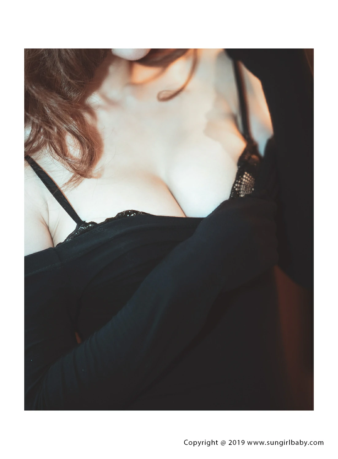 [SUNGIRL阳光宝贝]NO.027 极致曲线Donna奶妹 黑色紧身连衣裙加黑色内衣性感写真,0028