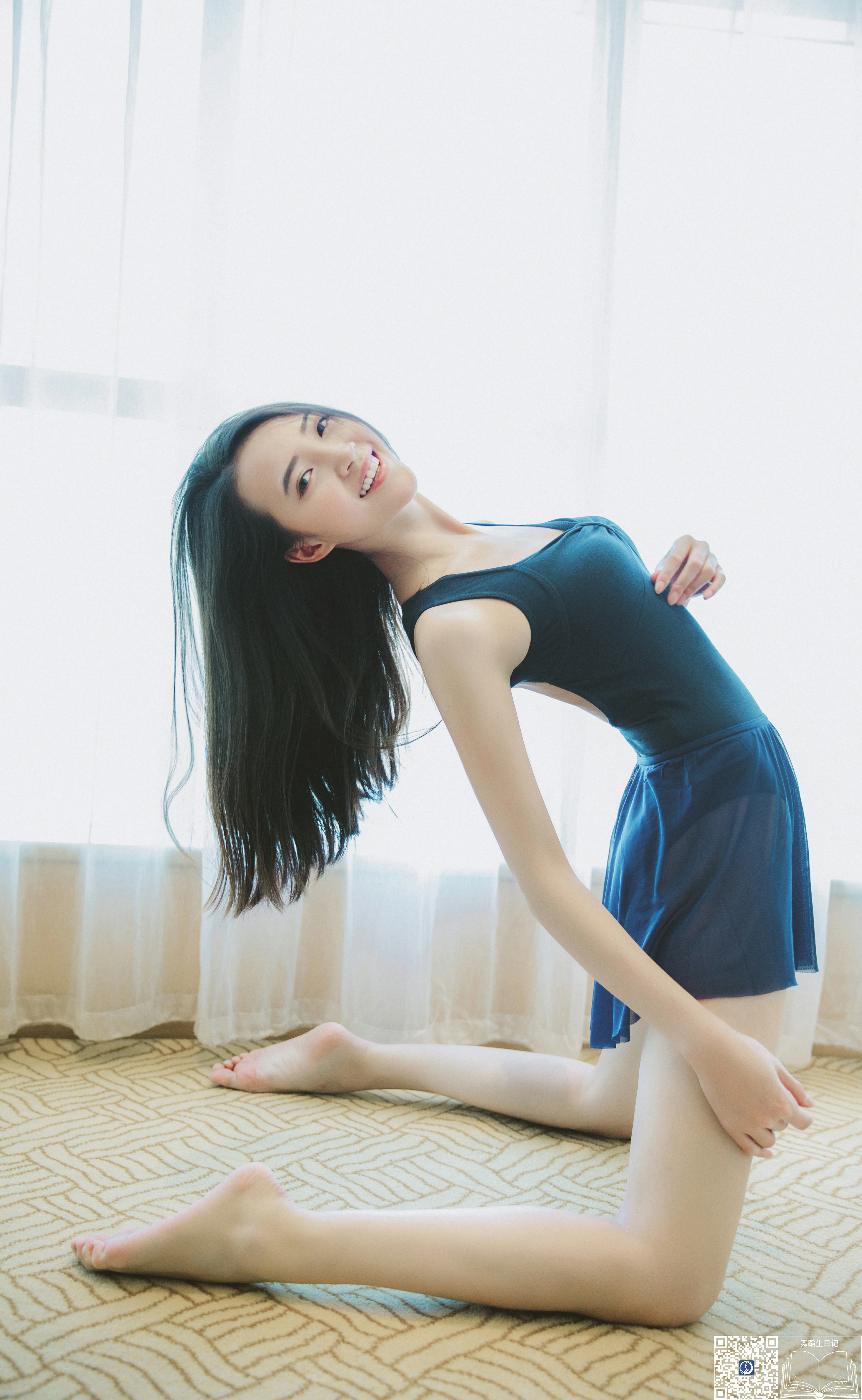 [GALLI嘉丽]舞蹈生日记 006 迪迪 蓝色紧身裸背体操裙性感私房写真集,0023
