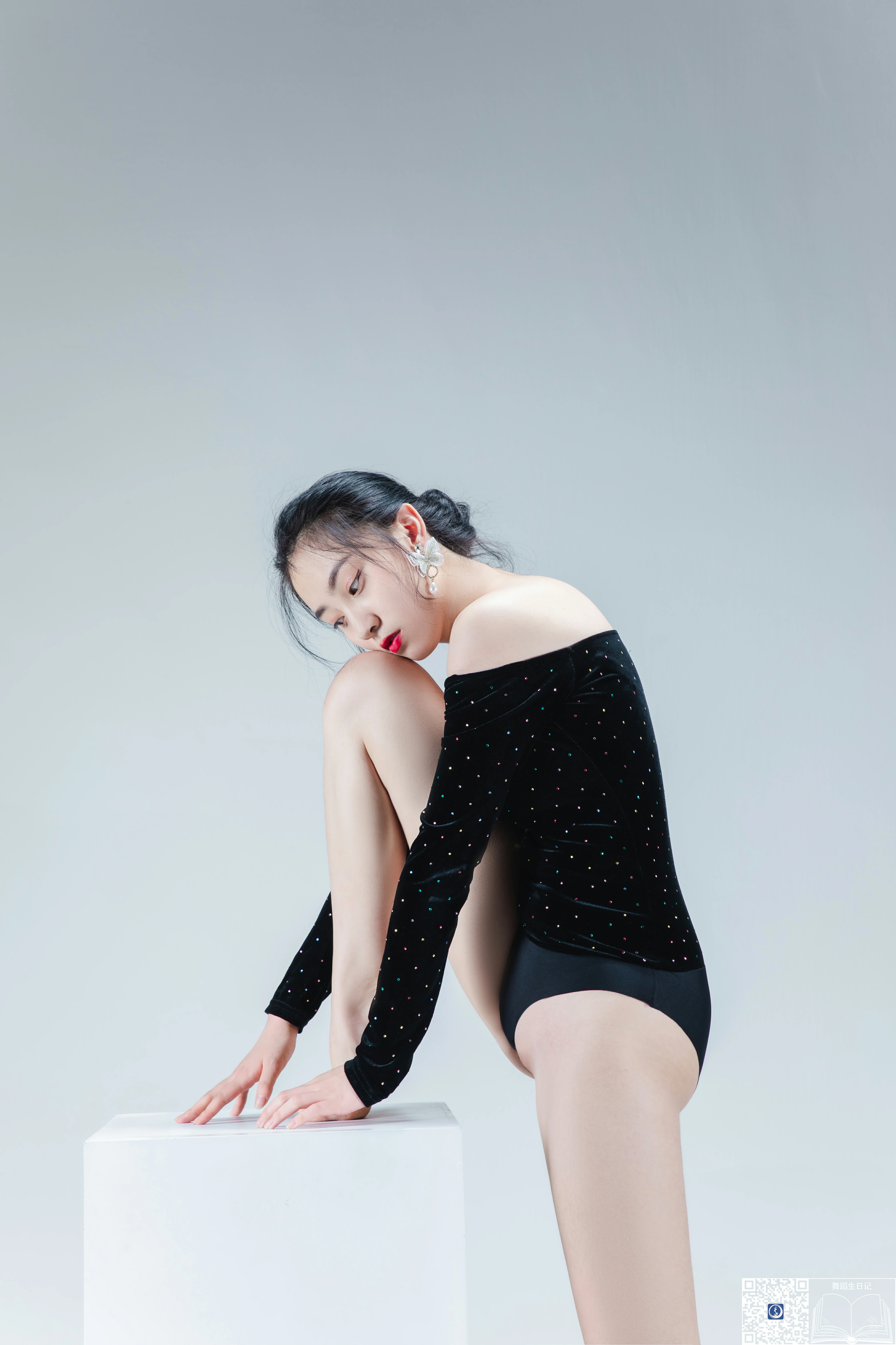 [GALLI嘉丽]舞蹈生日记 015 唐可 黑色紧身体操服性感私房写真集,0017
