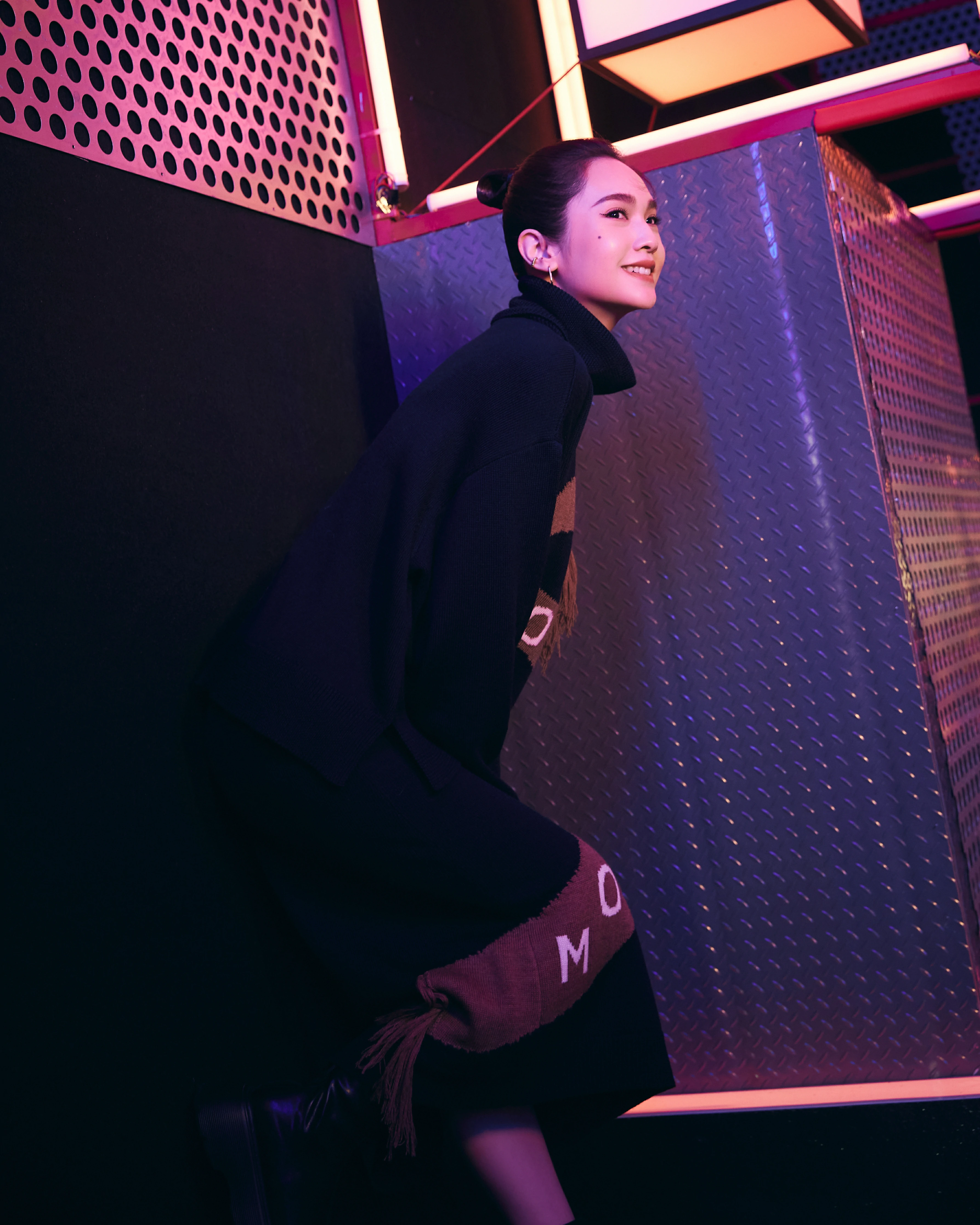 杨丞琳亮相本周《闪光的乐队》 挑染公主切造型带来《天堂》舞台,34