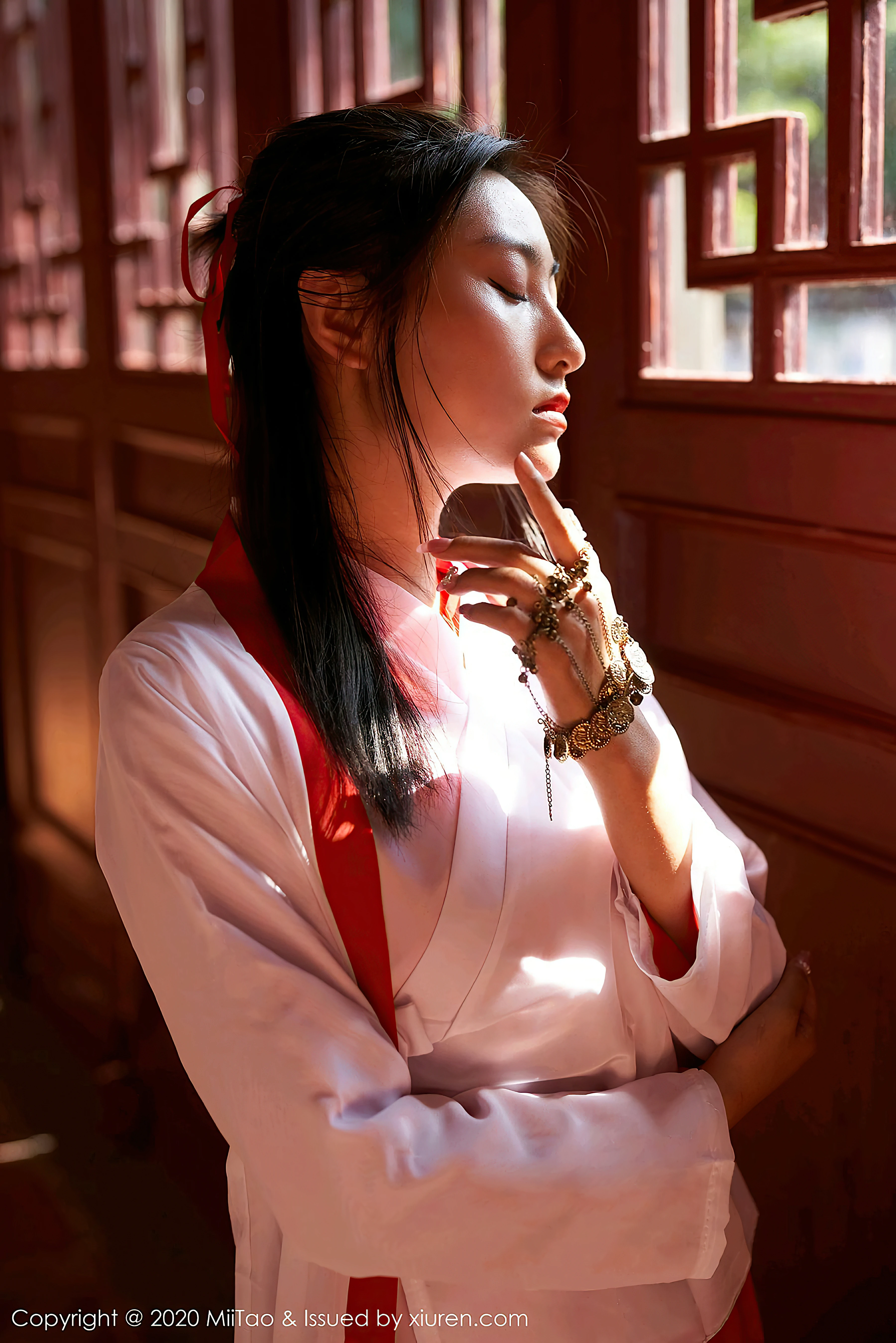 [MiiTao蜜桃社]MT20200902VOL0142 汉服美女 茵茵 白色古装加红色长裙写真,0014