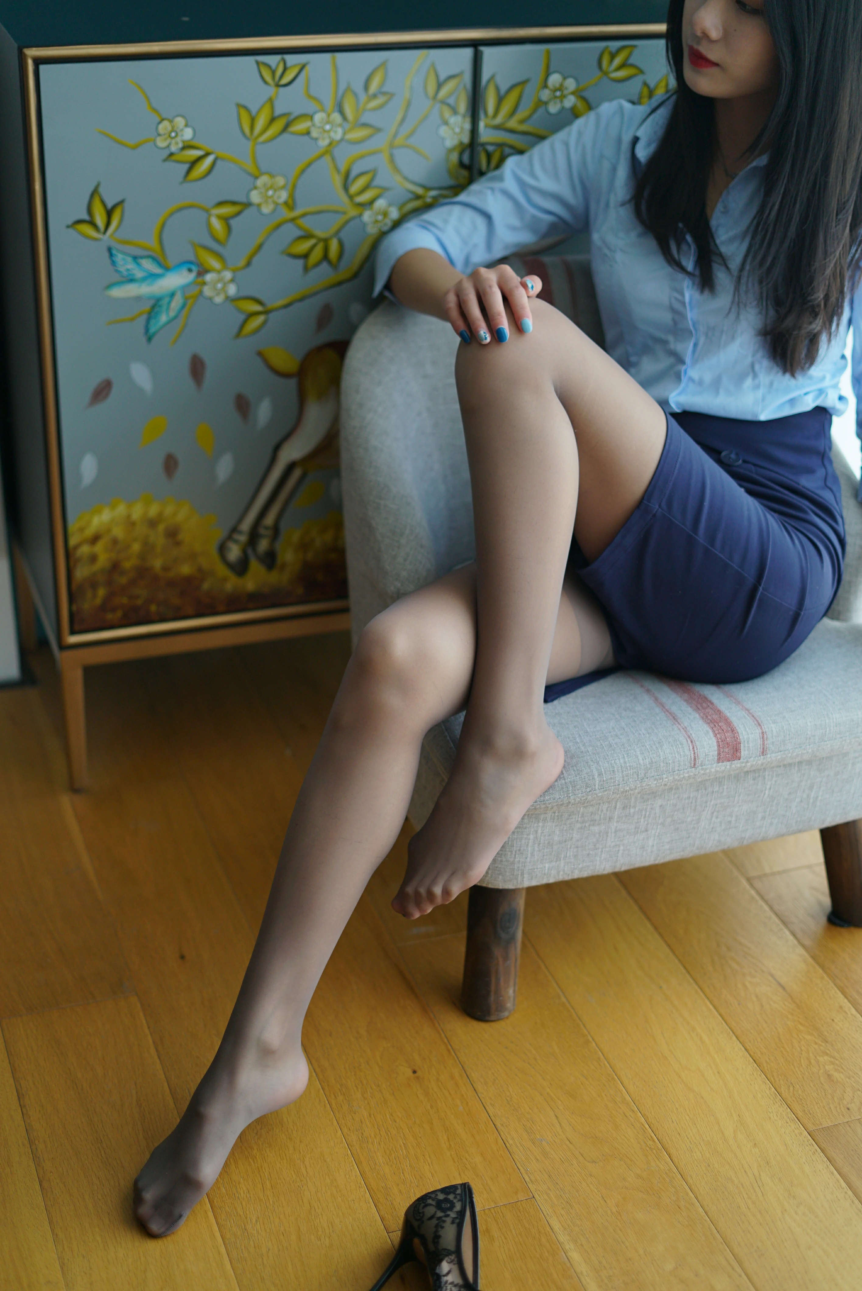 [壹吻映画]YW009 《蓝色职业装》 梦梦 淡蓝色衬衫与短裙加黑丝美腿性感写真集,0003