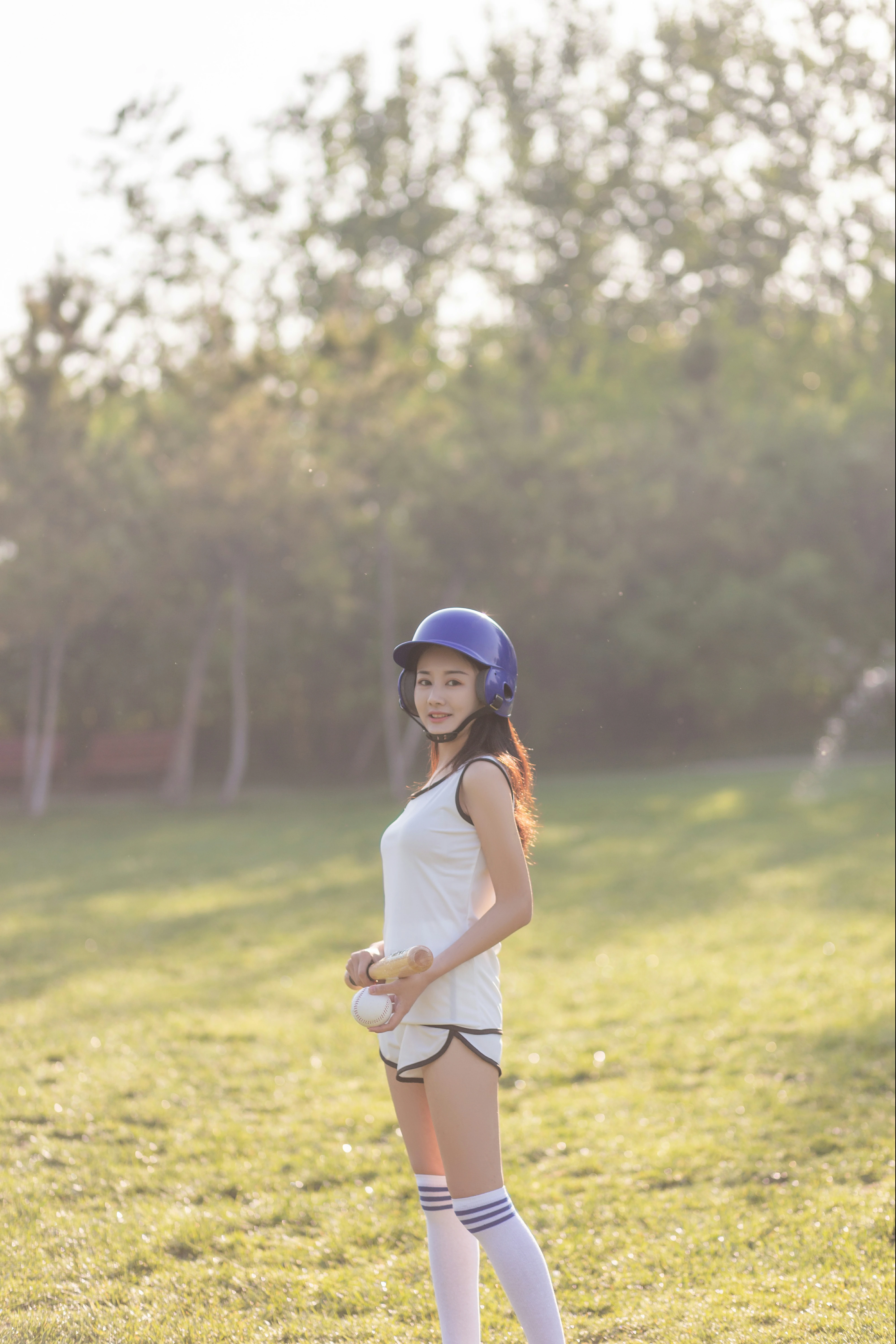 [YITUYU艺图语]2021.01.13 青春的样子 提莫 白色运动背心与短裤加丝袜美腿性感写真集,0003