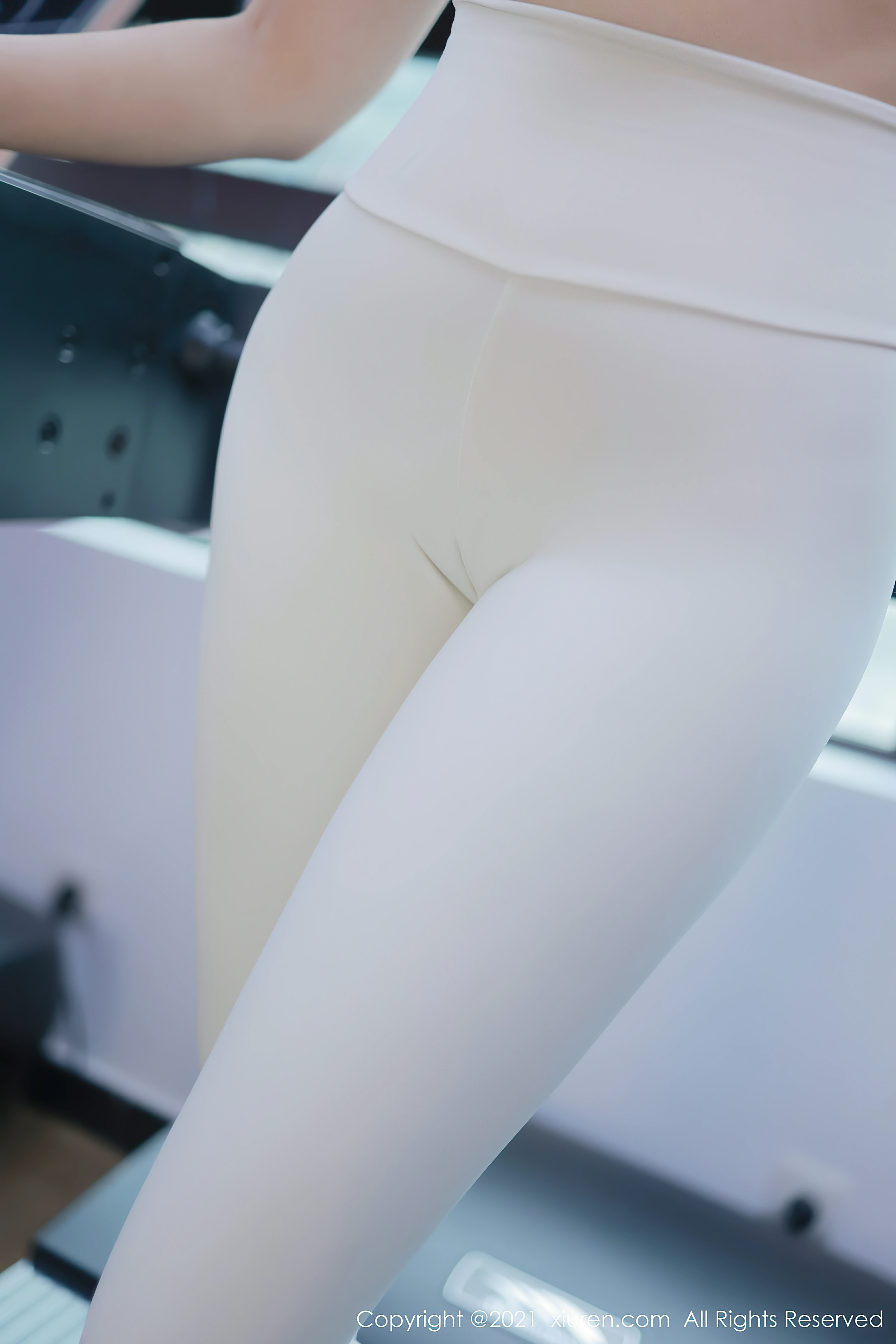 [Xiuren秀人网]XR20211029N04137 瑜伽美女 韩希蕾 粉色运动内衣加白色紧身长裤性感写真集,0008